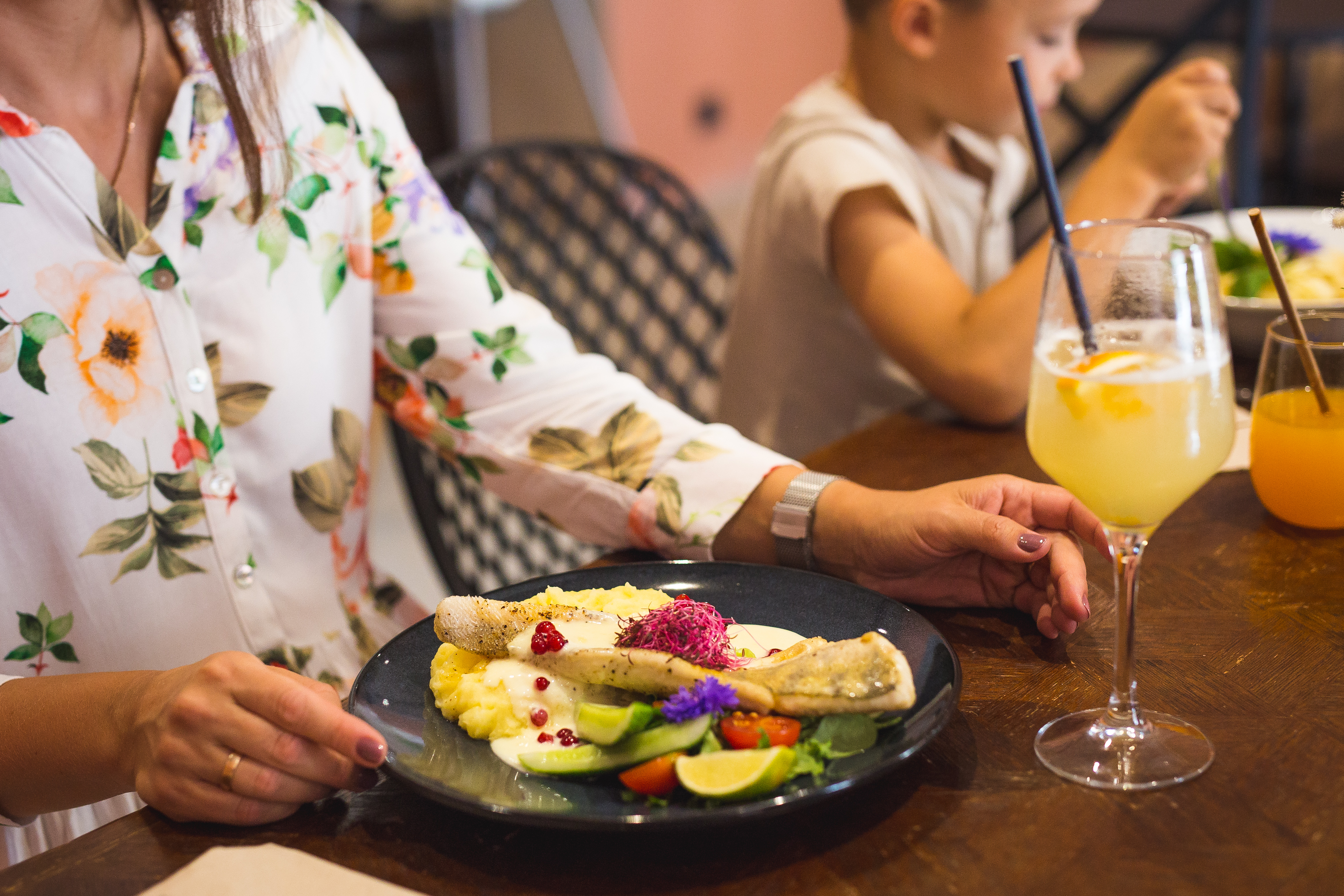 Peltsamā vīna pagrabs ir kļuvis par Peltsamā pilsētas tūrisma magnētu. Jums ir iespēja uz vietas nogaršot un iegādāties visu vīna sortimentu! 2023. ga