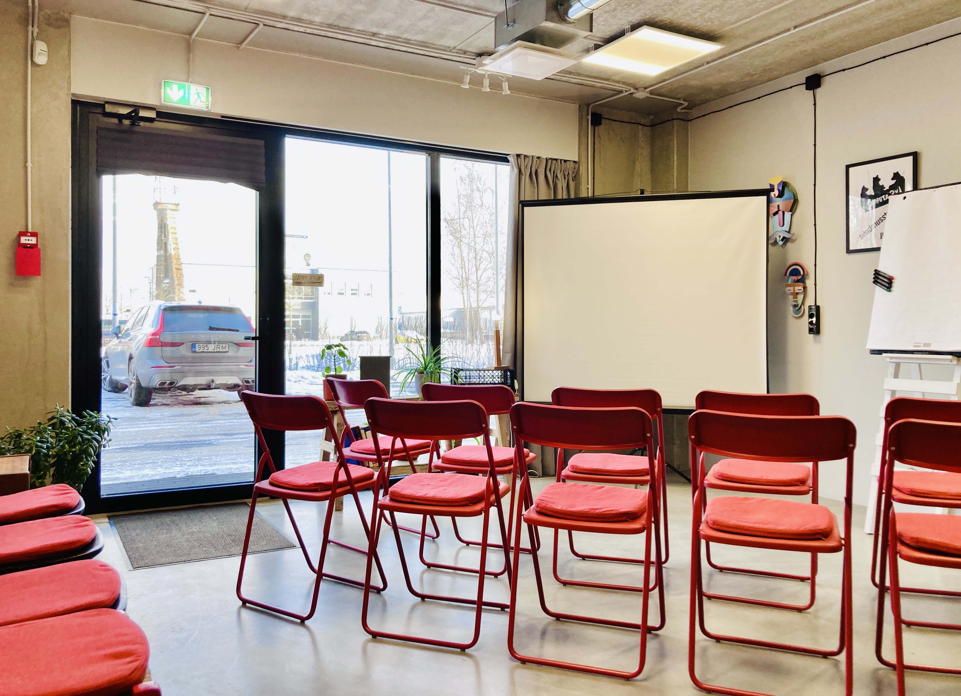 Koolitusruum Pärnus KOPUTA 3x sündmusstuudios