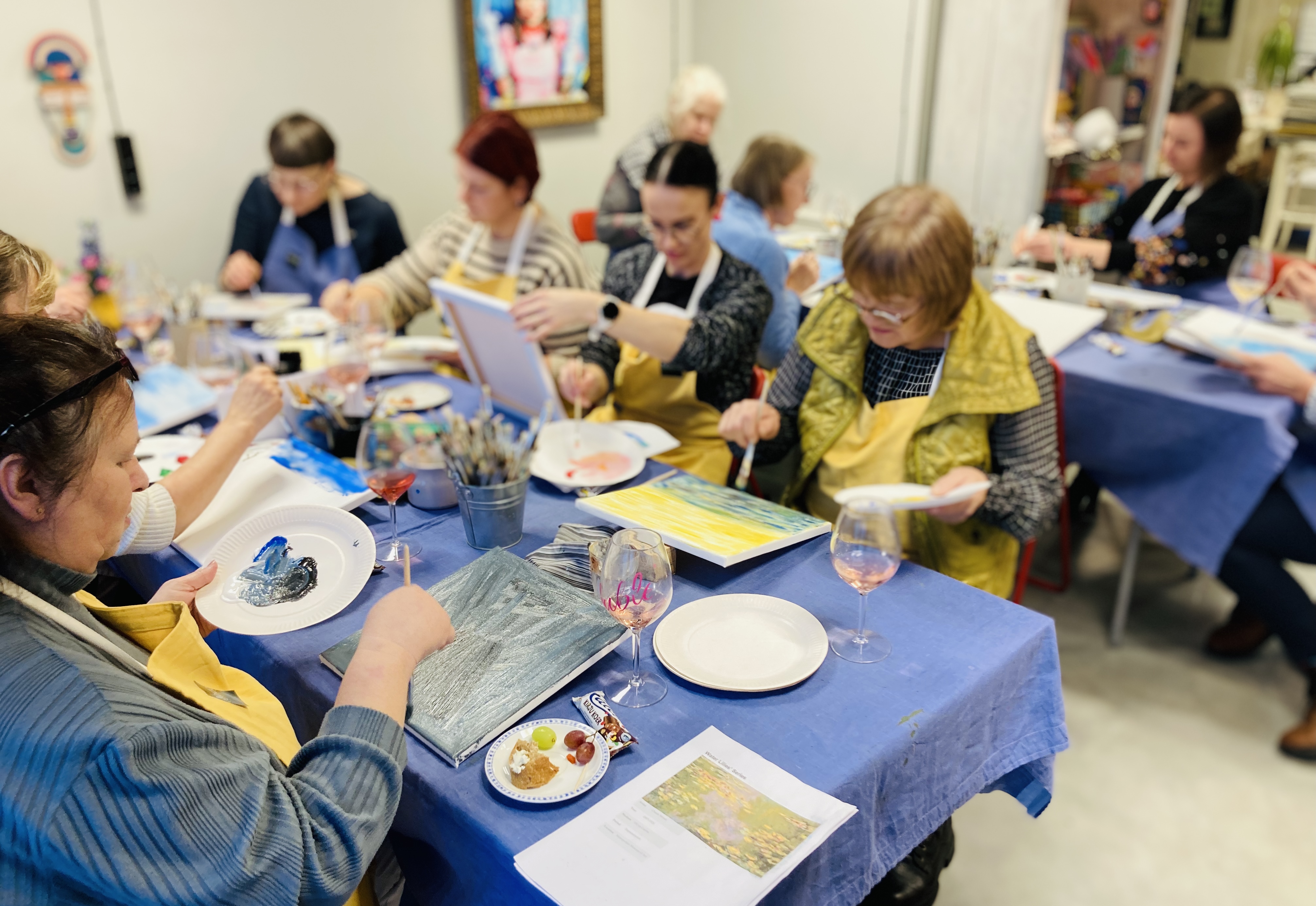 Rendi KOPUTA 3x sündmusstuudios ruum töötoaks või koosolekuks