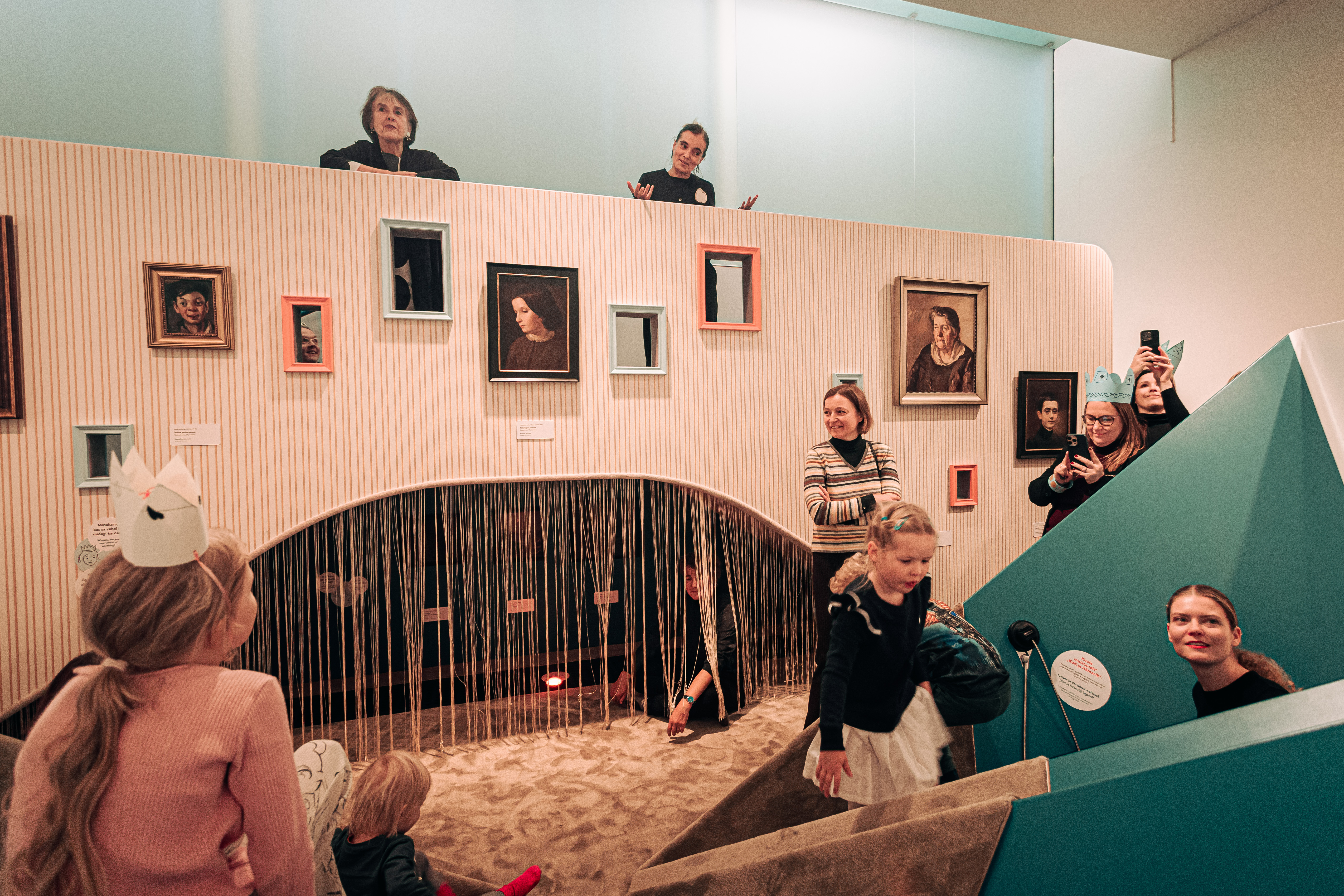 Tu ja Minakaru. Kumu näitus Kardriorus