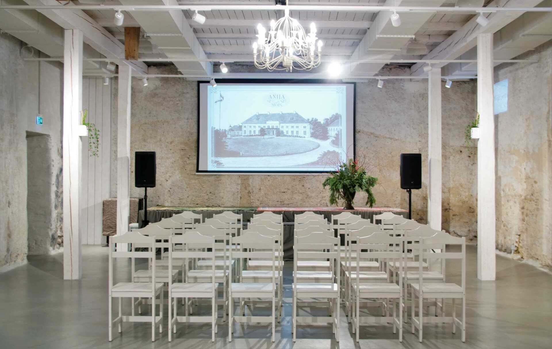 Anija mõisa ait-sündmuskeskuse suur saal