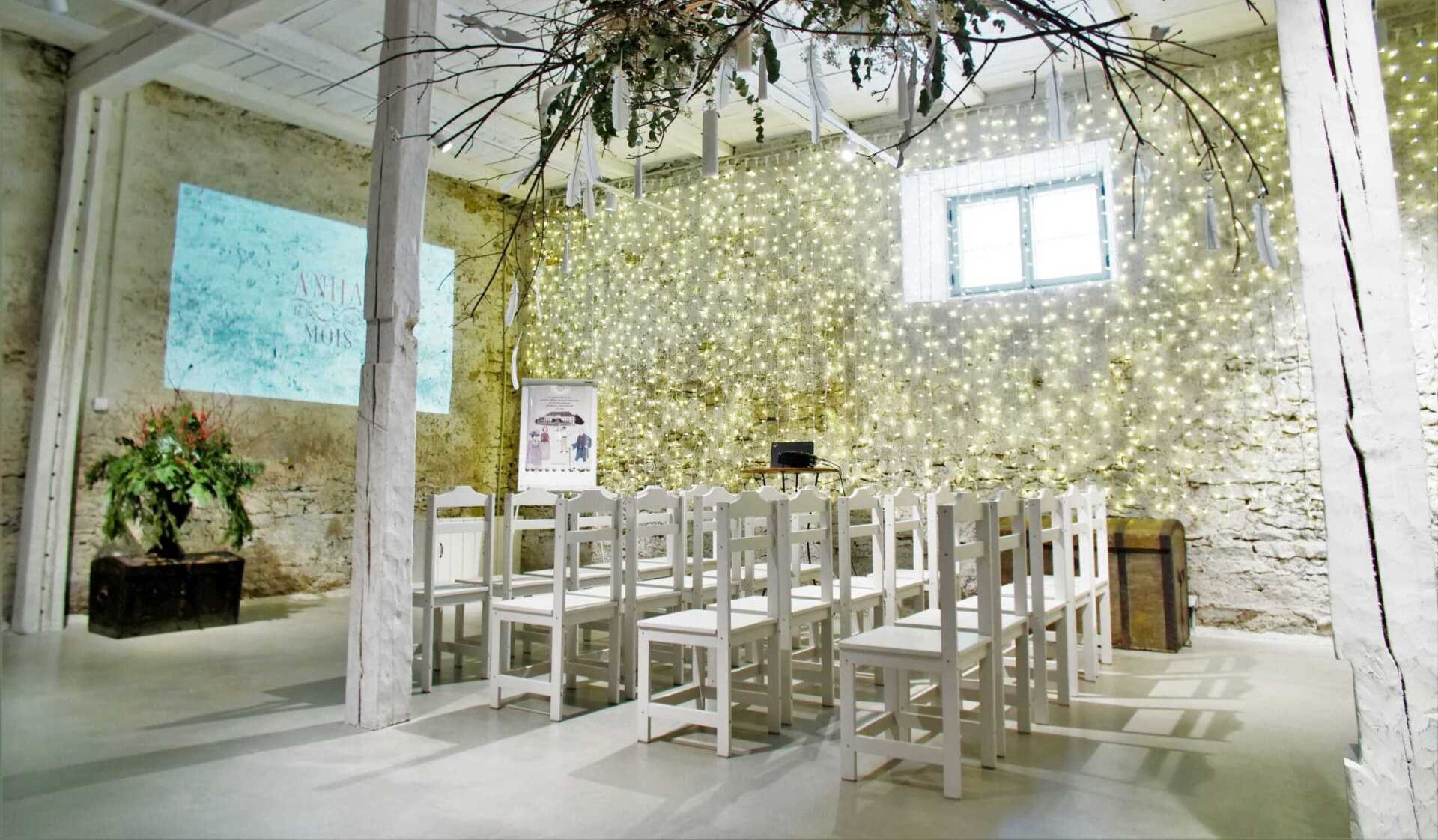 Anija mõisa ait-sündmuskeskuse väike saal