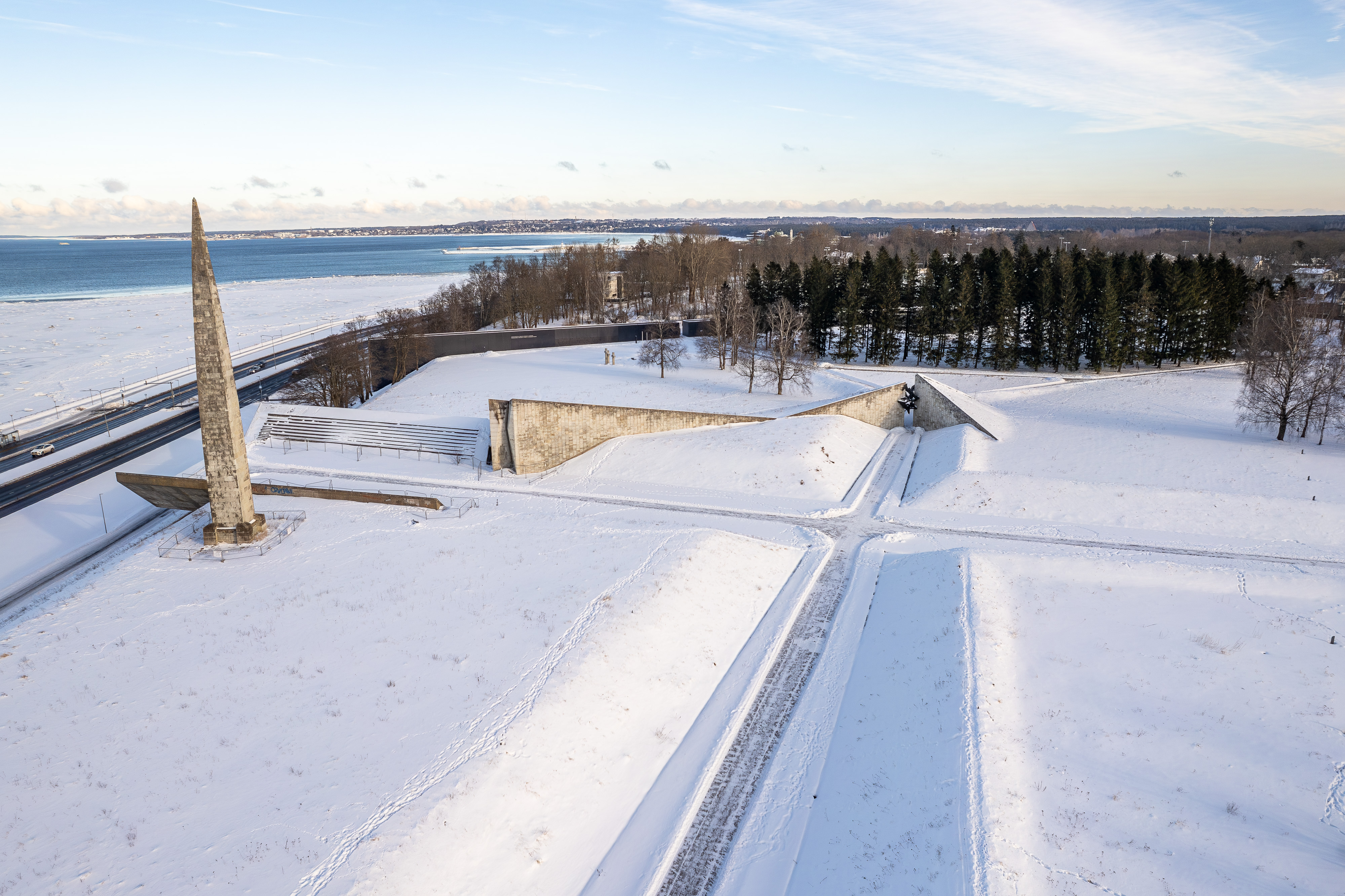 Maarjamäe memoriaal talvel