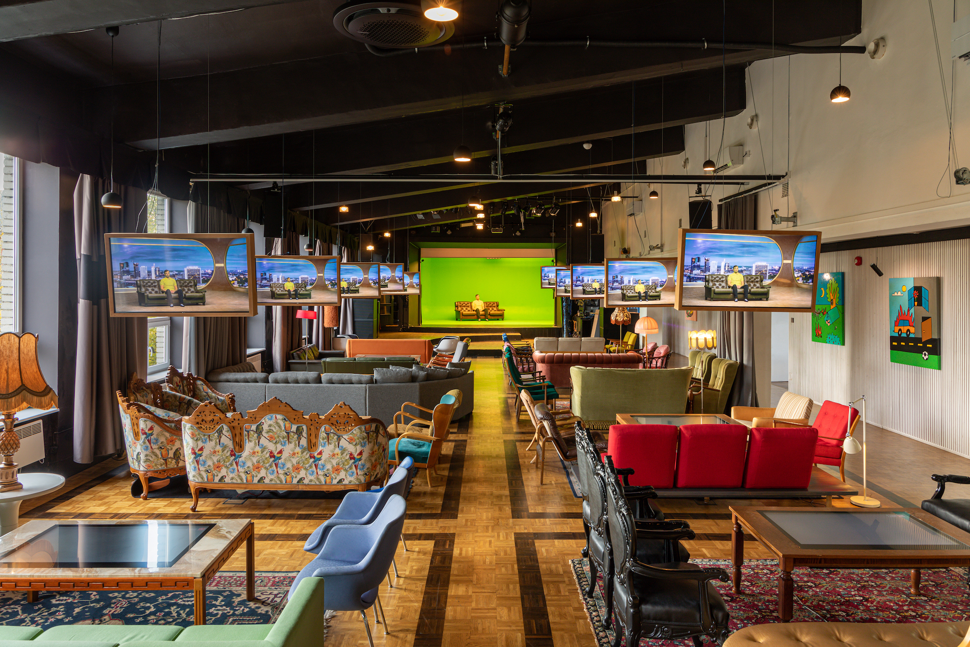 Erinevate Tubade Klubi peasaal