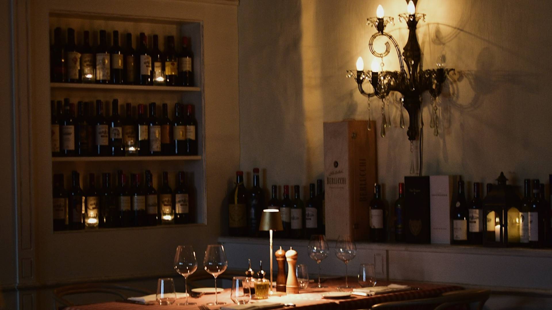 La Cucina di Orm Oja restoran interjöör