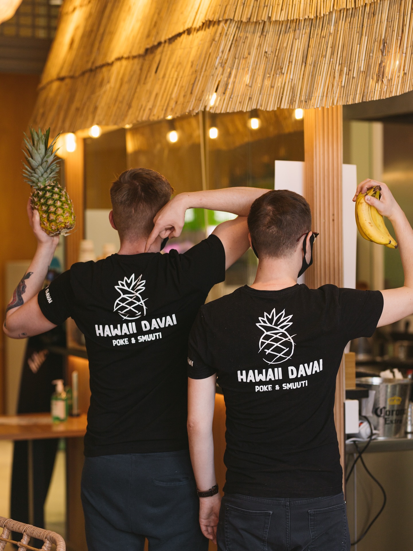 Restoran Hawaii Davai Poke & Smuuti tiim