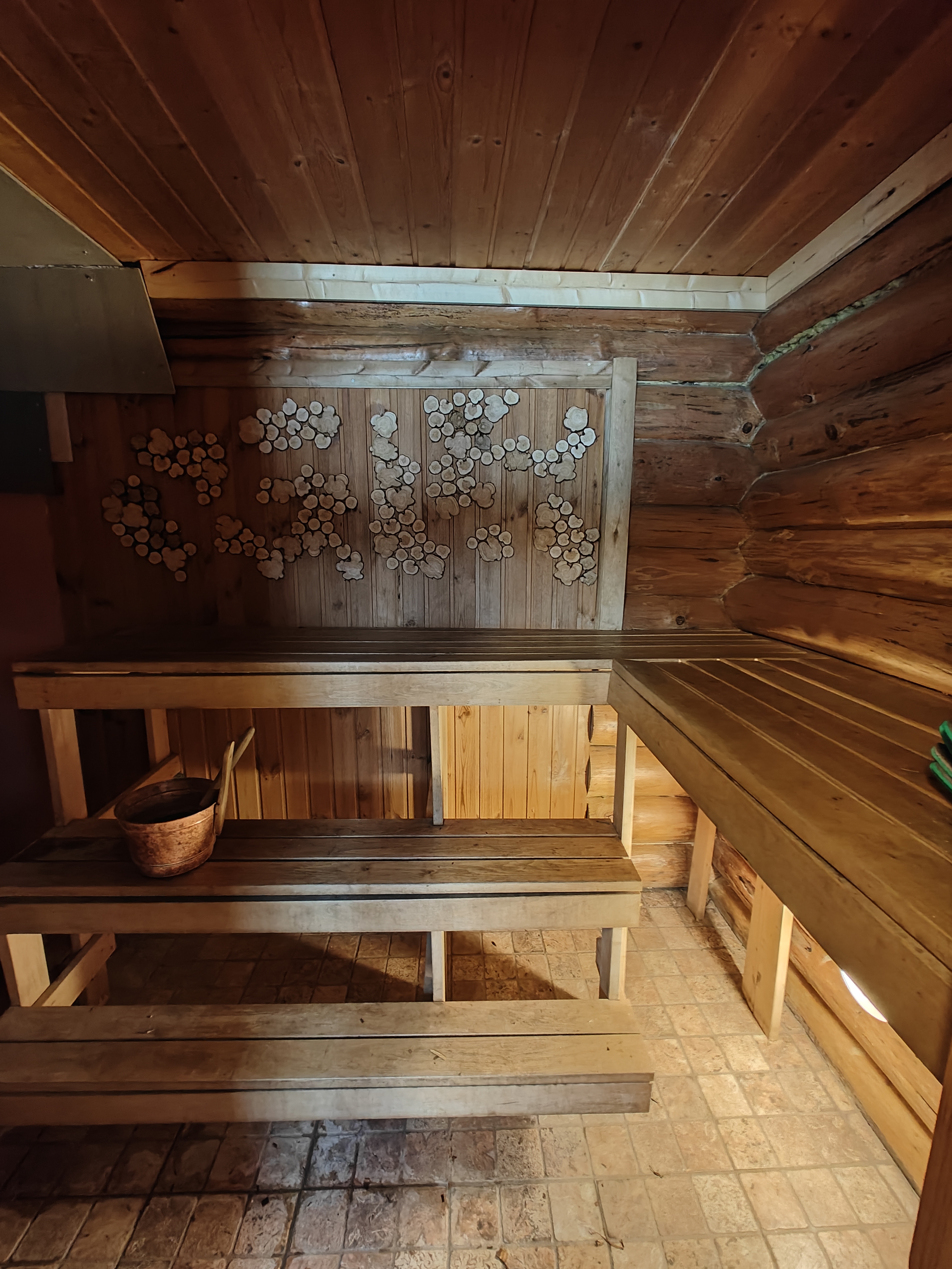 Vahtramäe saunamaja leiliruum