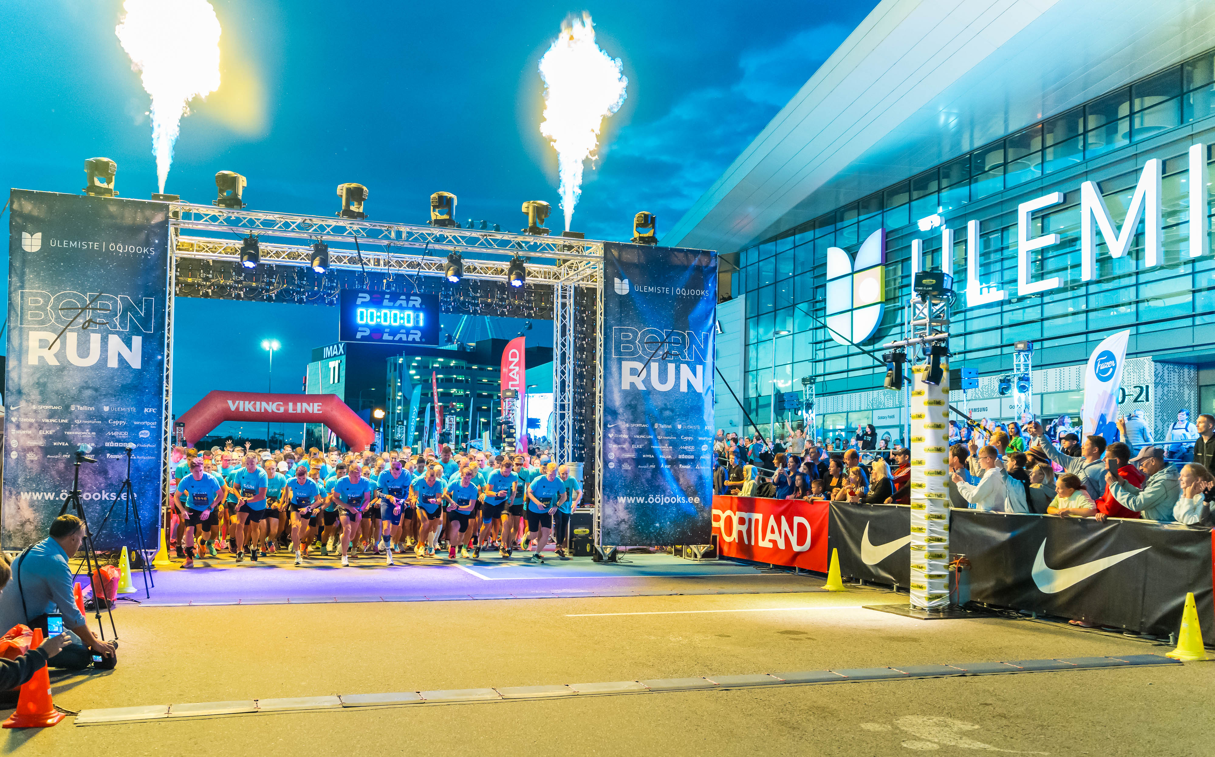 ÜLEMISTE Ööjooks - Tallinn