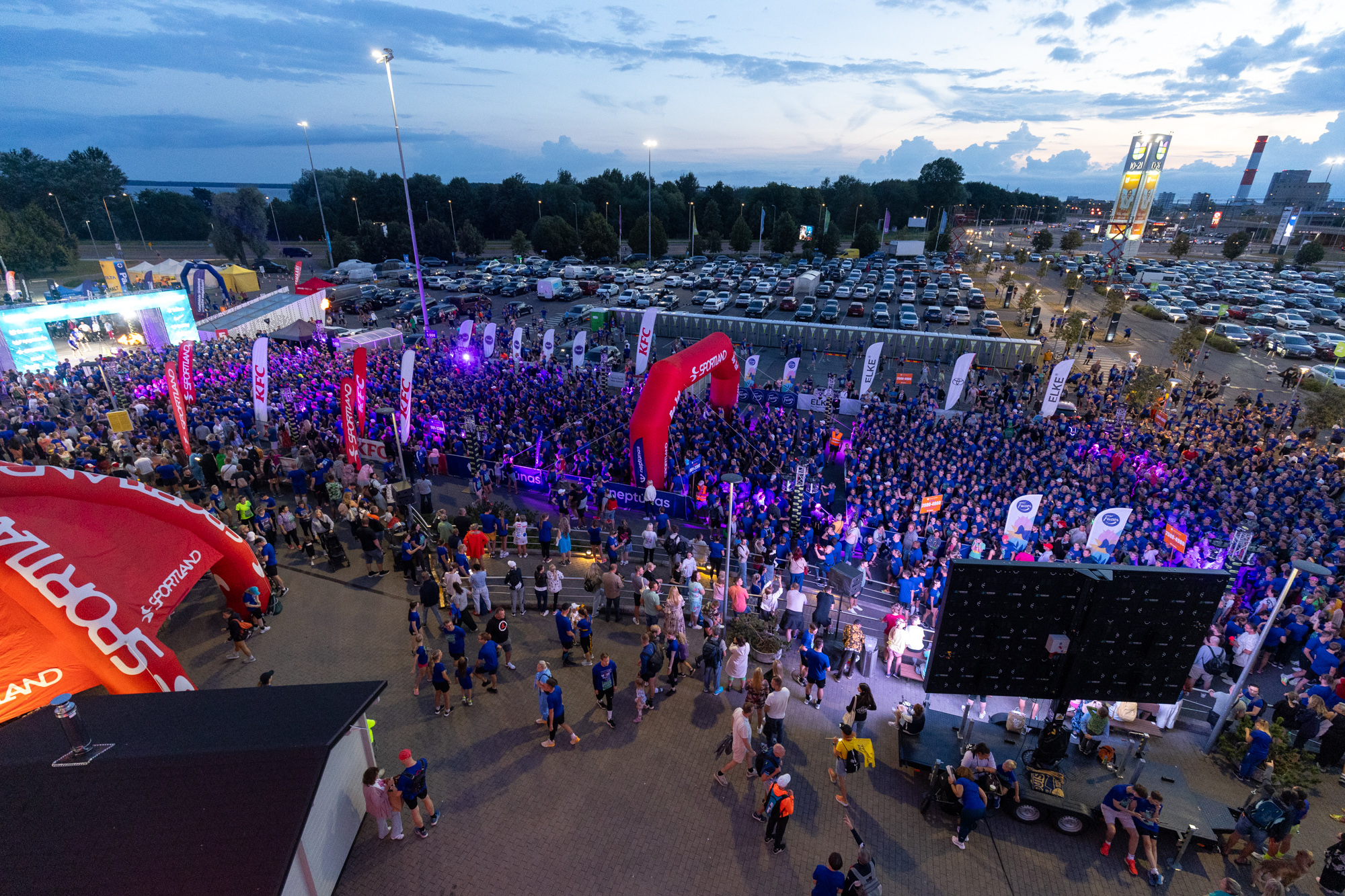 ÜLEMISTE Ööjooks - Tallinn