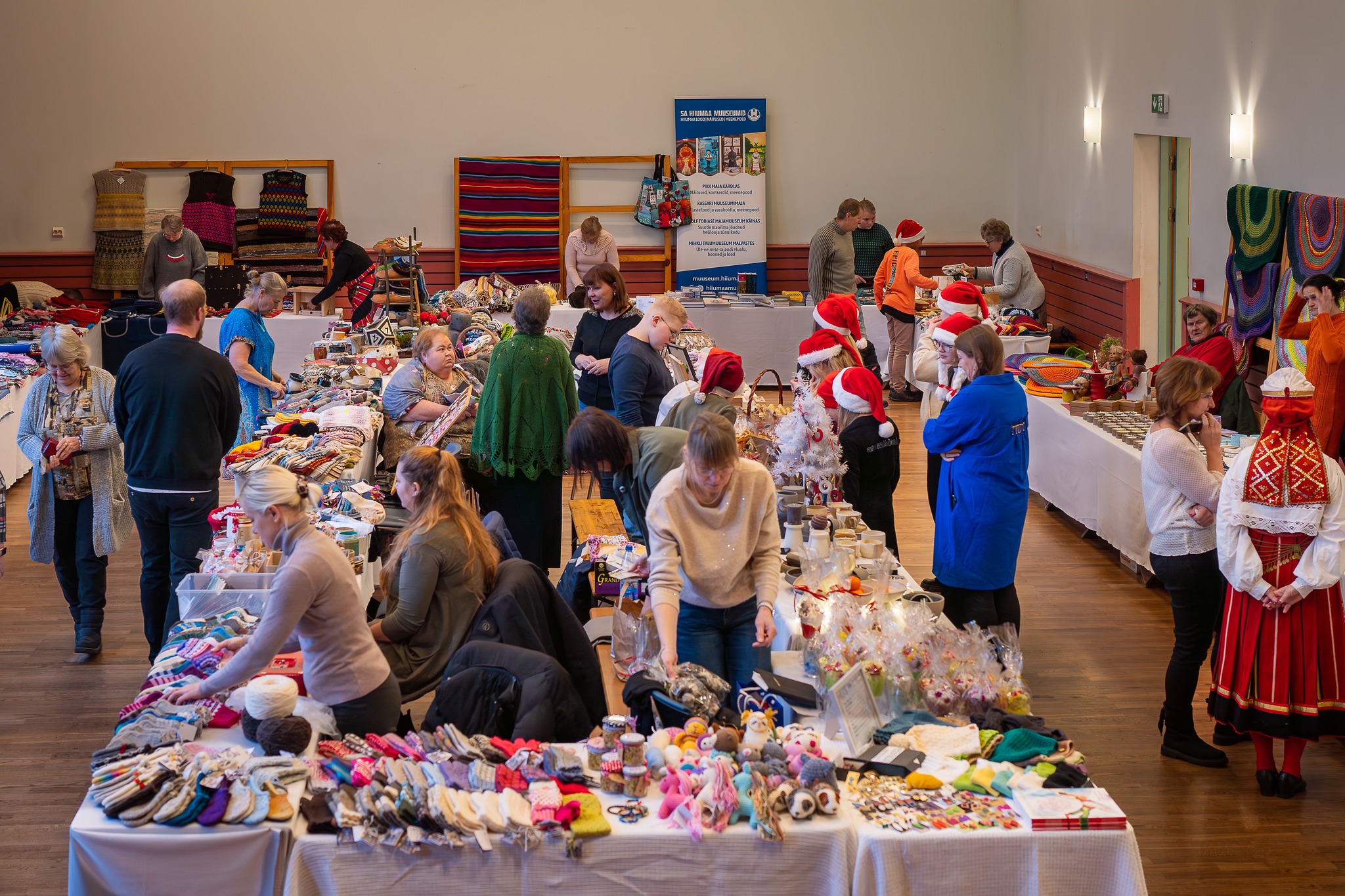 Hiiumaa talvine käsitöö ja omatoodangu laat