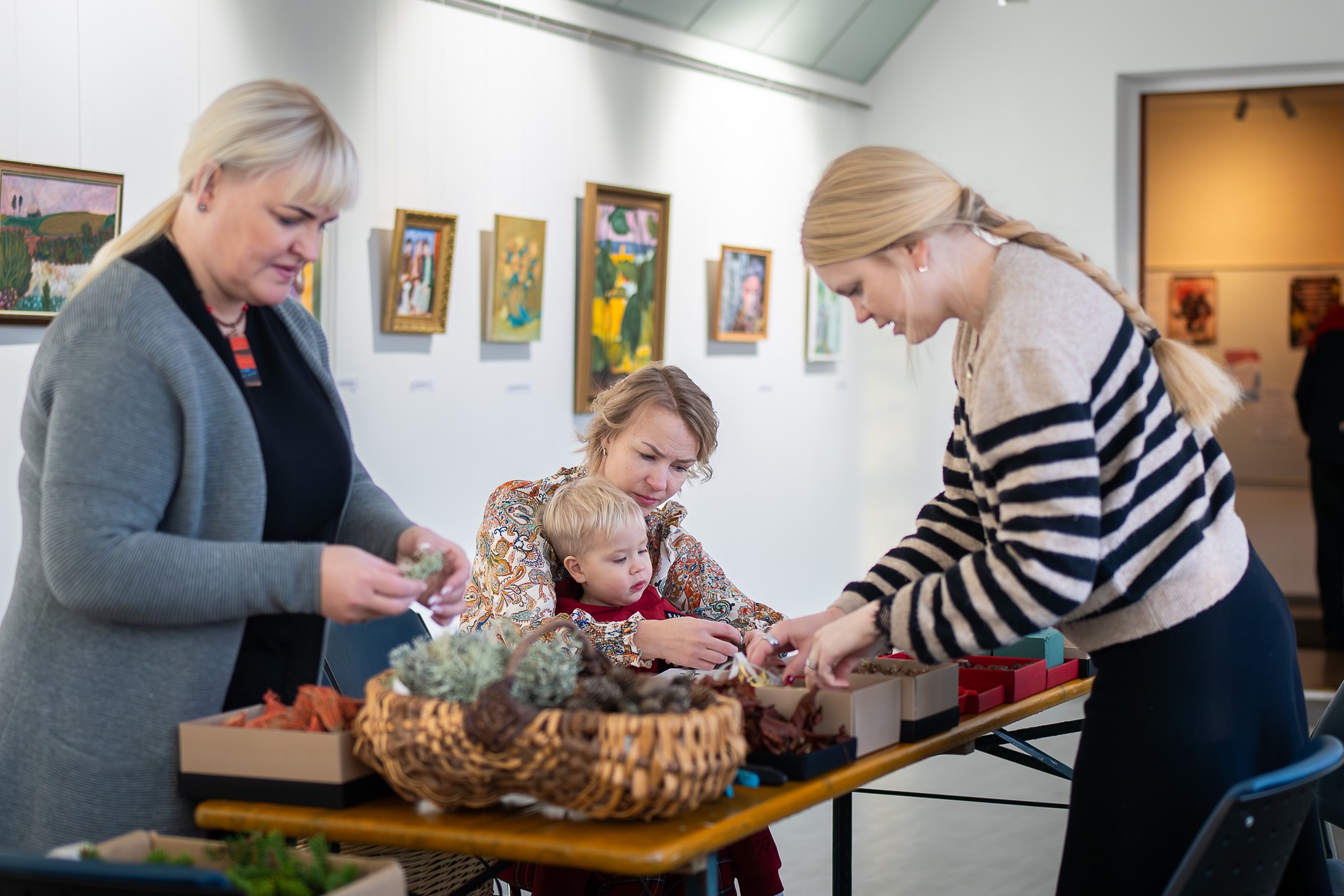 Hiiumaa talvine käsitöö ja omatoodangu laat