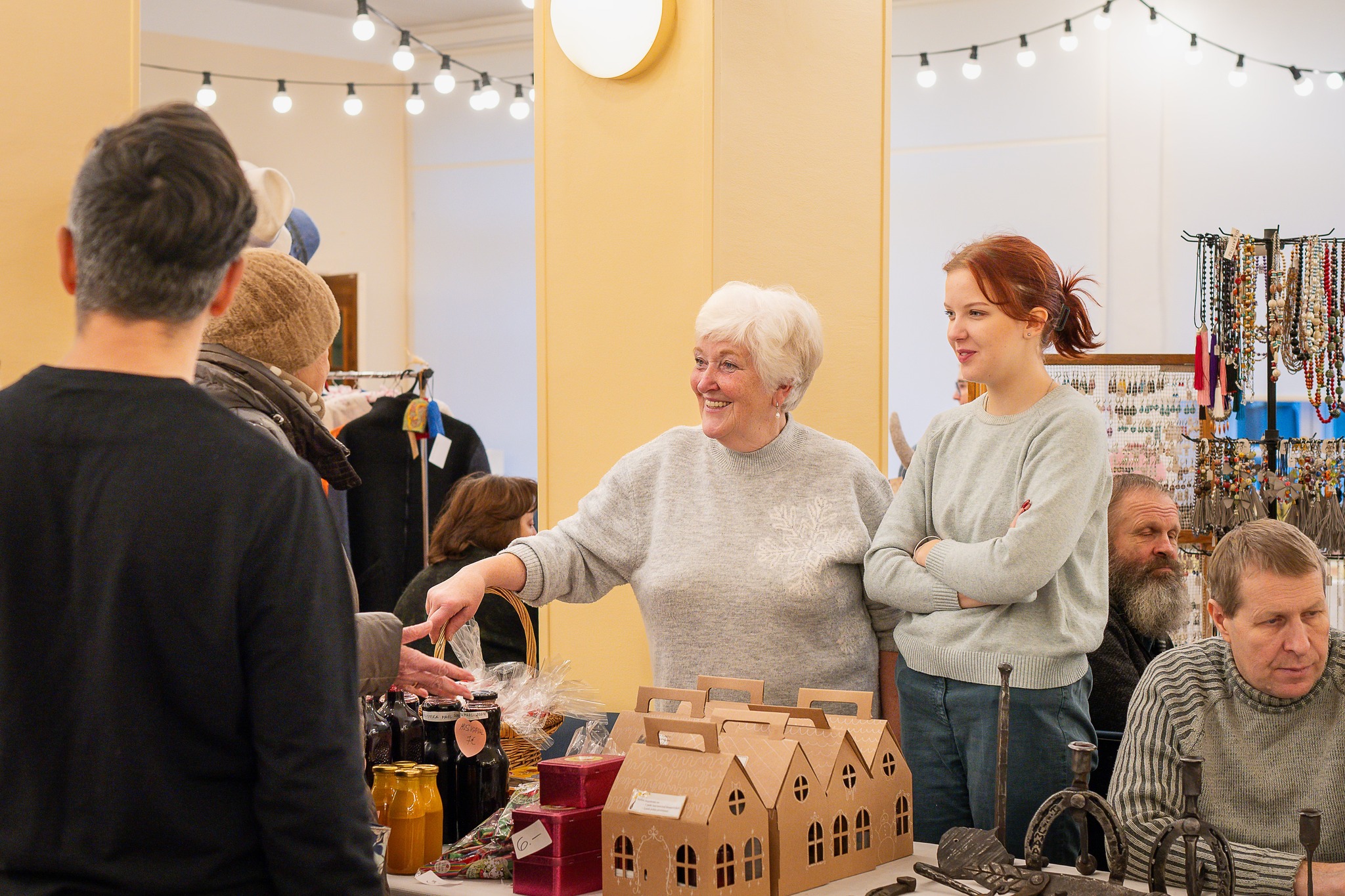Hiiumaa talvine käsitöö ja omatoodangu laat