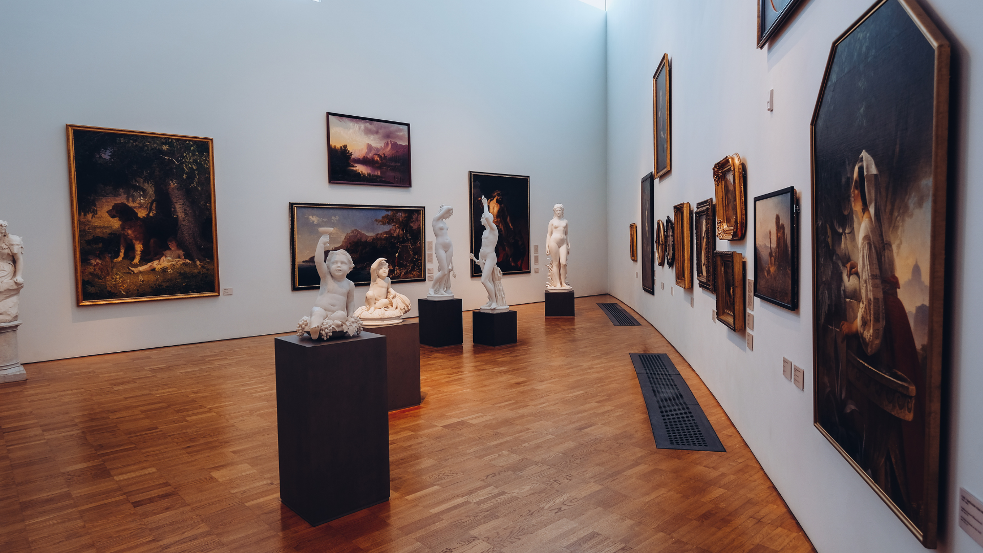 Kumu kunstimuuseum saal