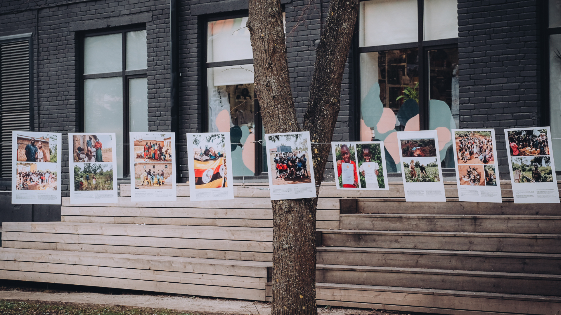 Telliskivi Loomelinnaku tänavanäitus