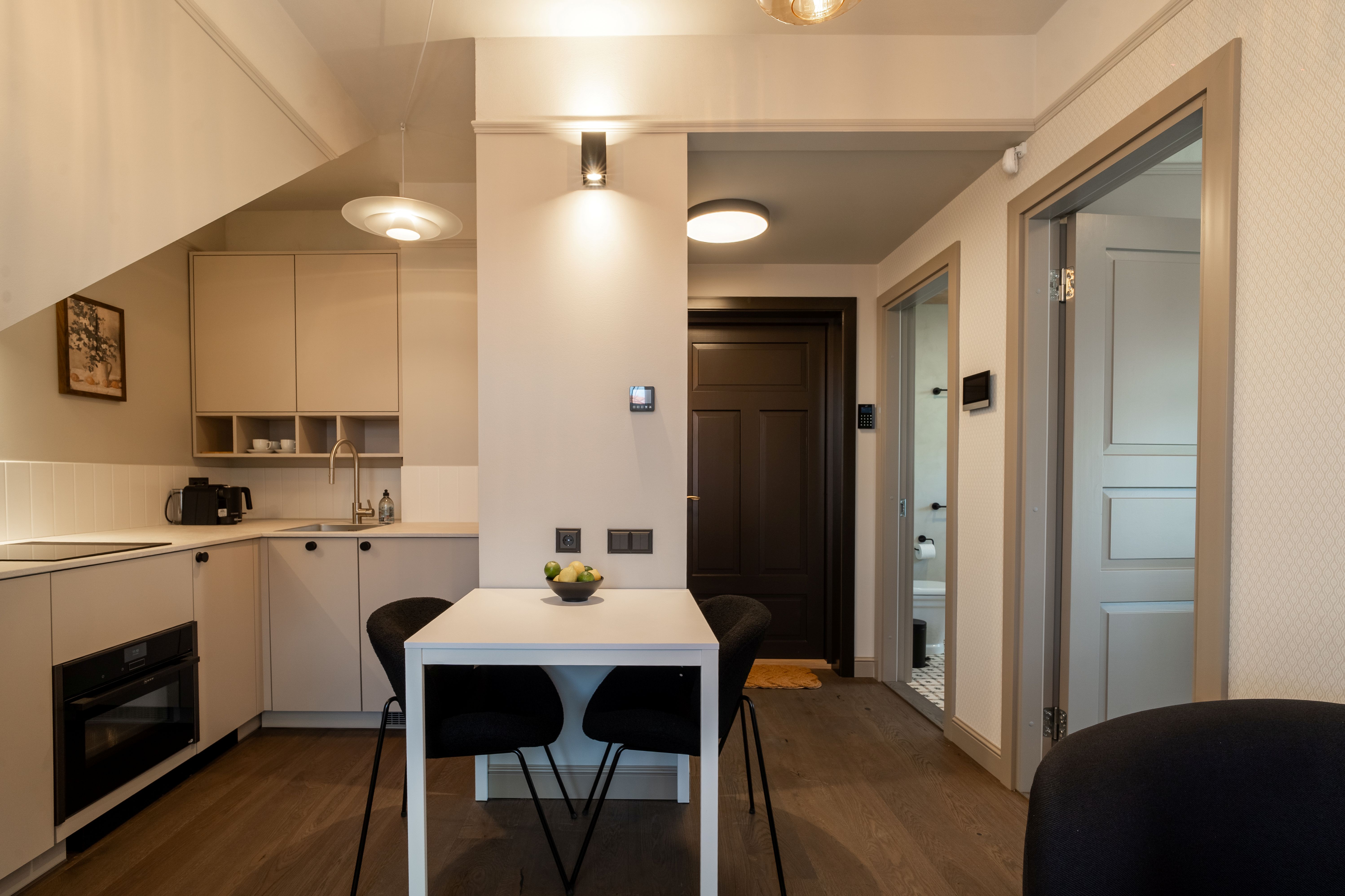 Väike ja mugav korter 4 köök/elutuba.