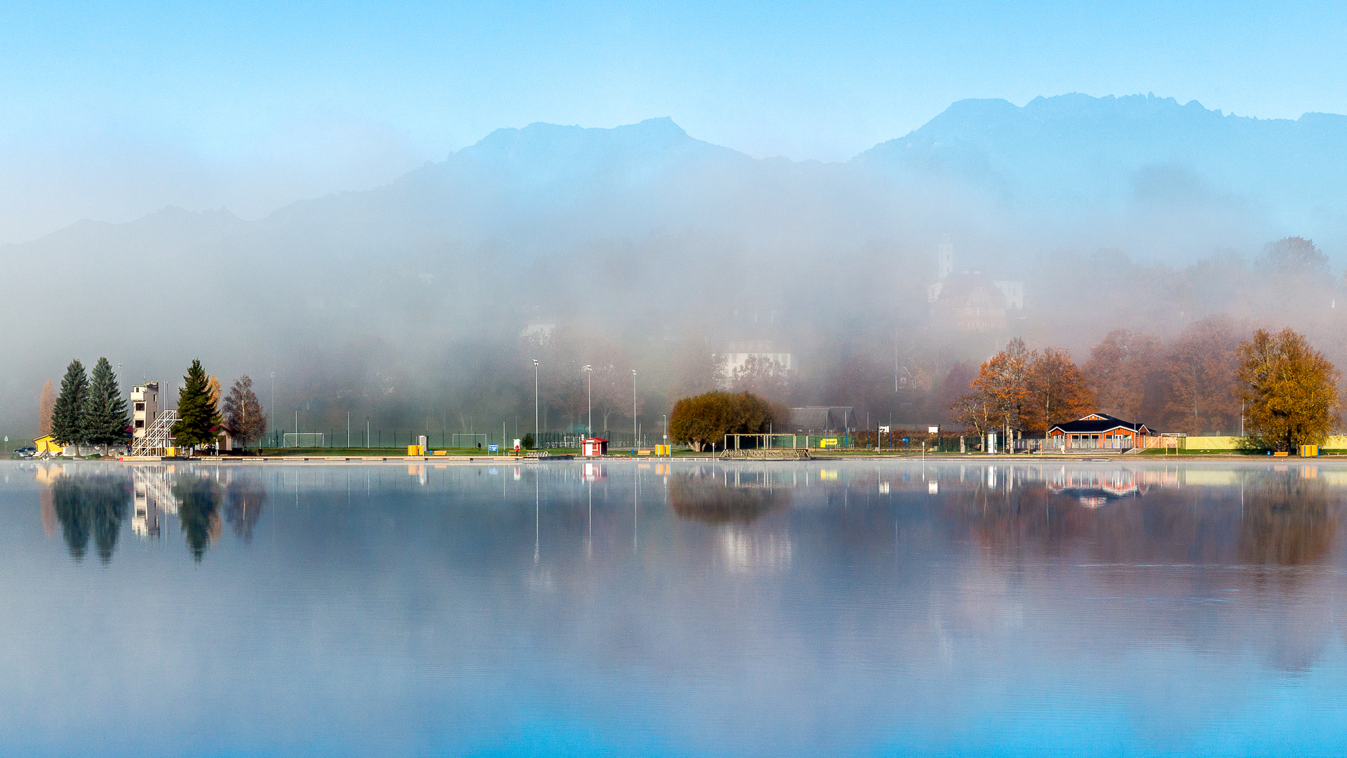 Traditsiooniline giidituur viib Su unistuste linna, Viljandi, tuntumate vaatamisväärsuste juurde. Kohtume kas Vabaduse platsil või Sinule sobivas koha