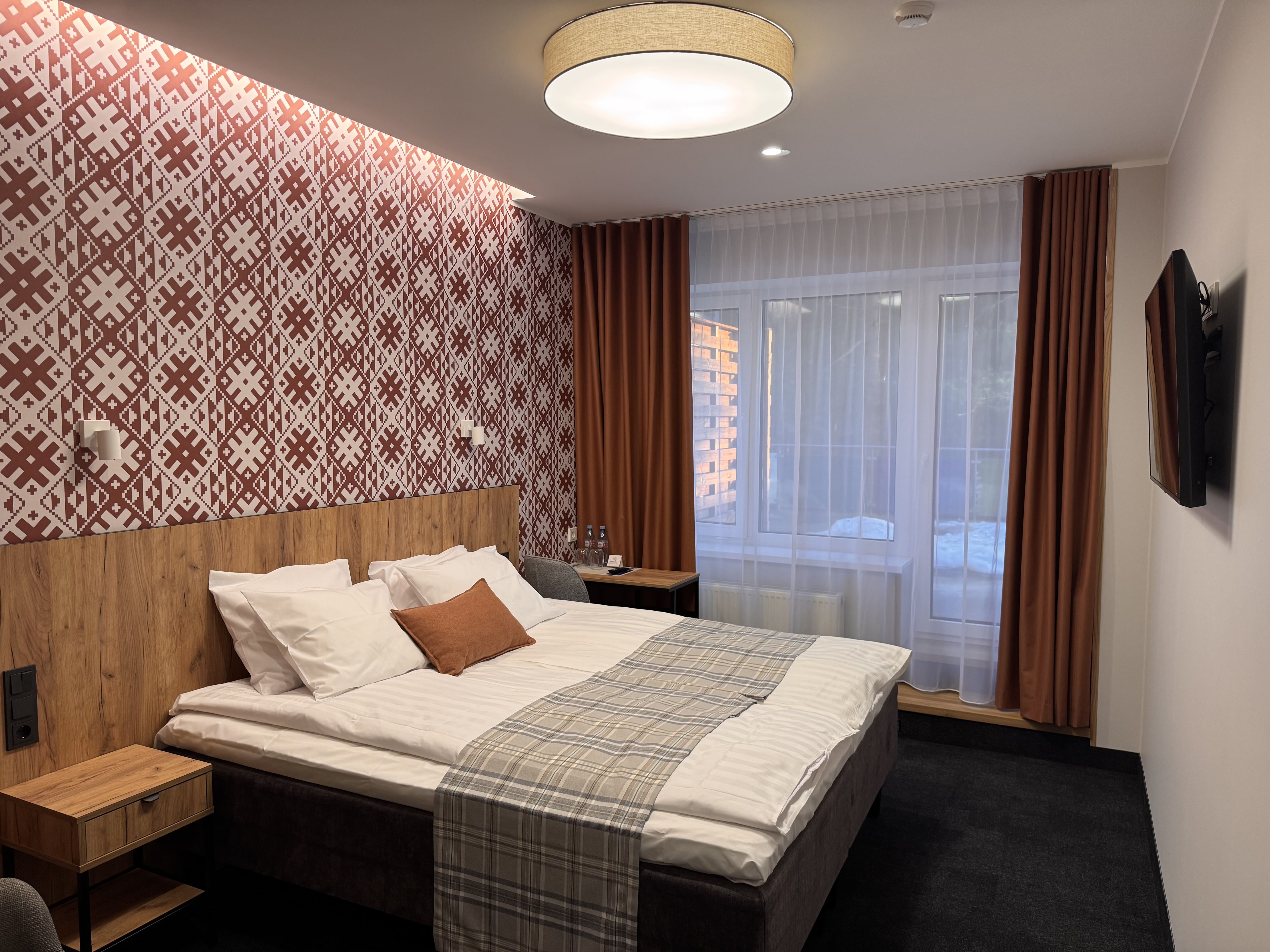 Rentouttava perheloma, kylpylänautinto seuralaisen tai motivaatiomatka kollegoiden kanssa - Värskan vesikeskuksessa voi sekä pitää hauskaa, osallistua