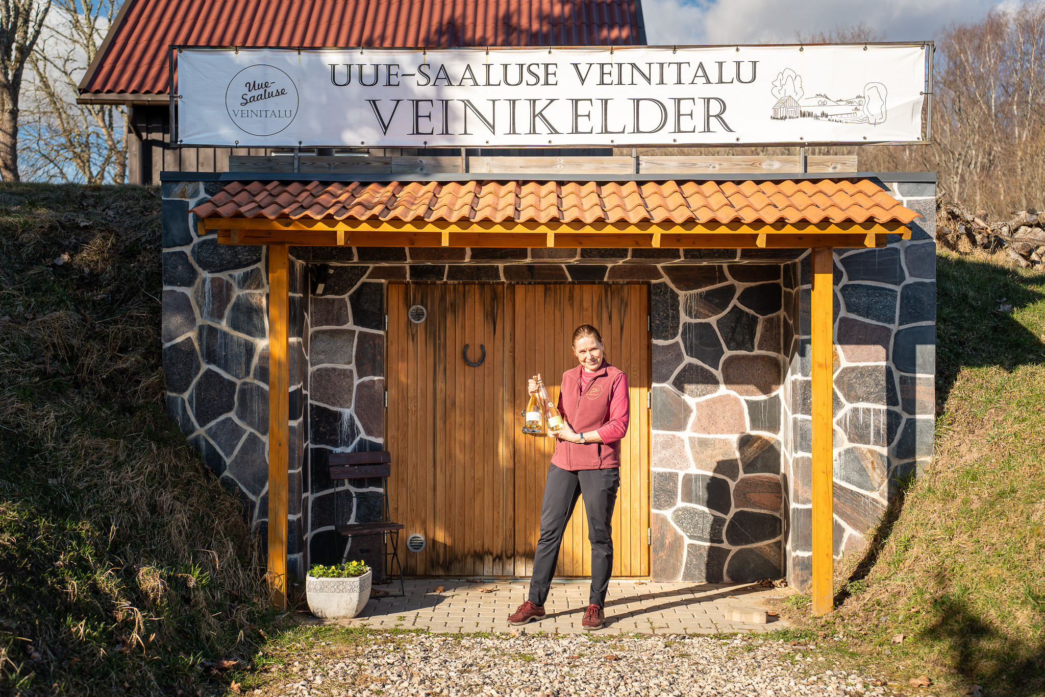 Uue-Saaluse veinikelder