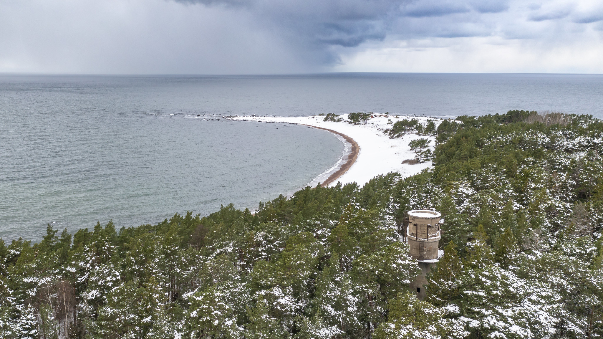 Ristna rannakaitsepatarei talvel