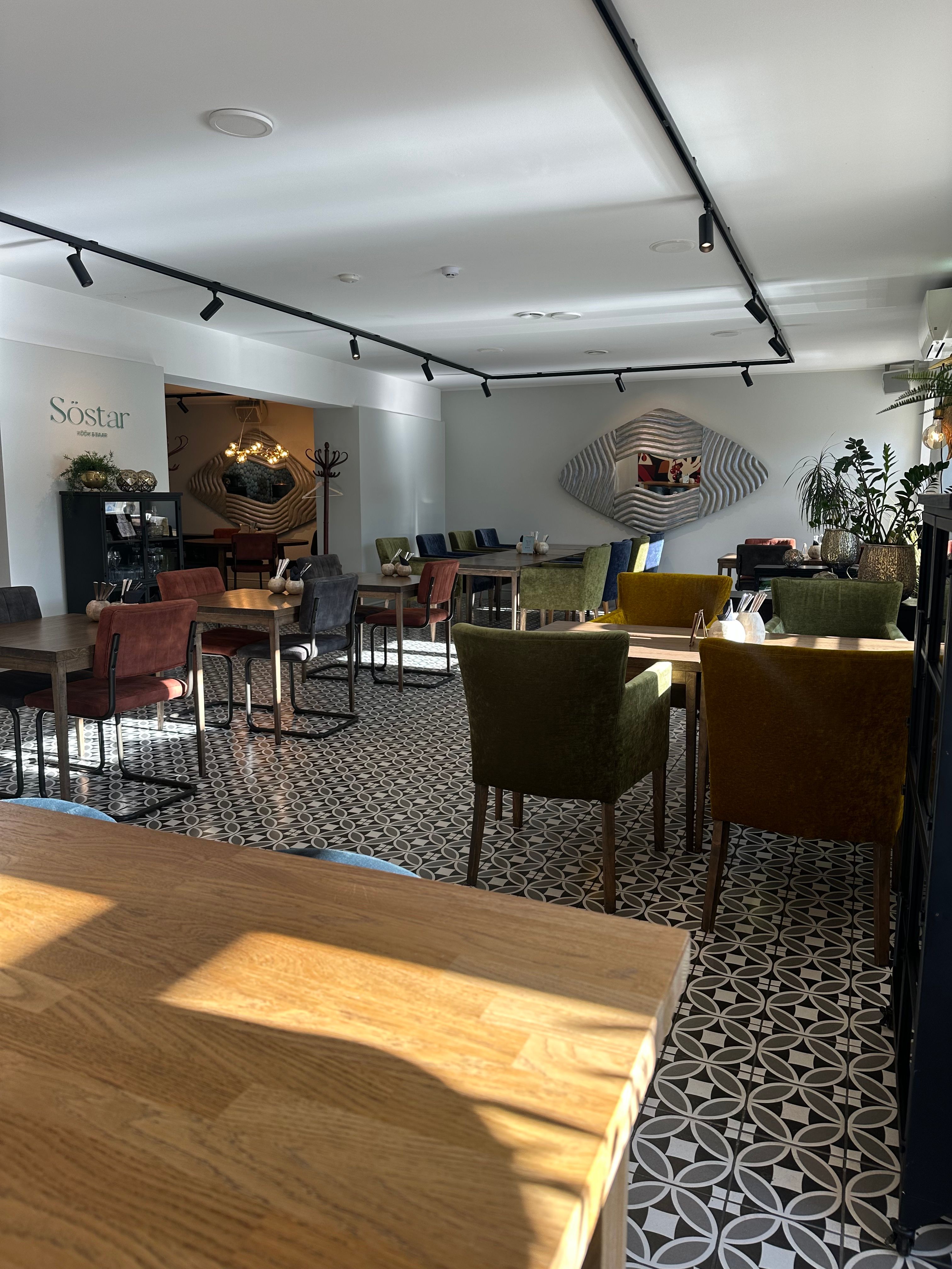 Söstar on seest siiru-viiruline