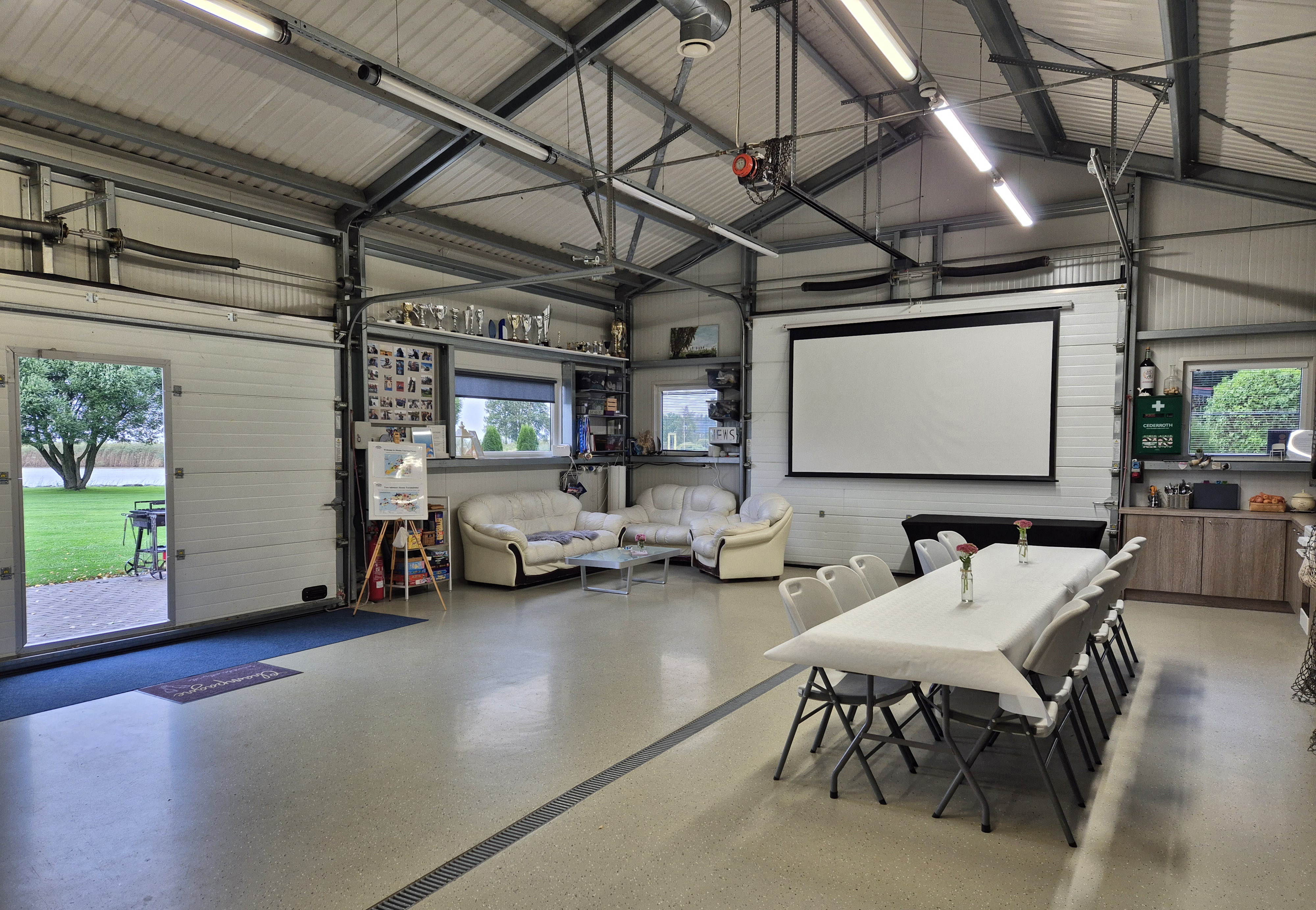 Seminar room/boat shed