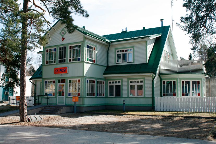 Post Villa
