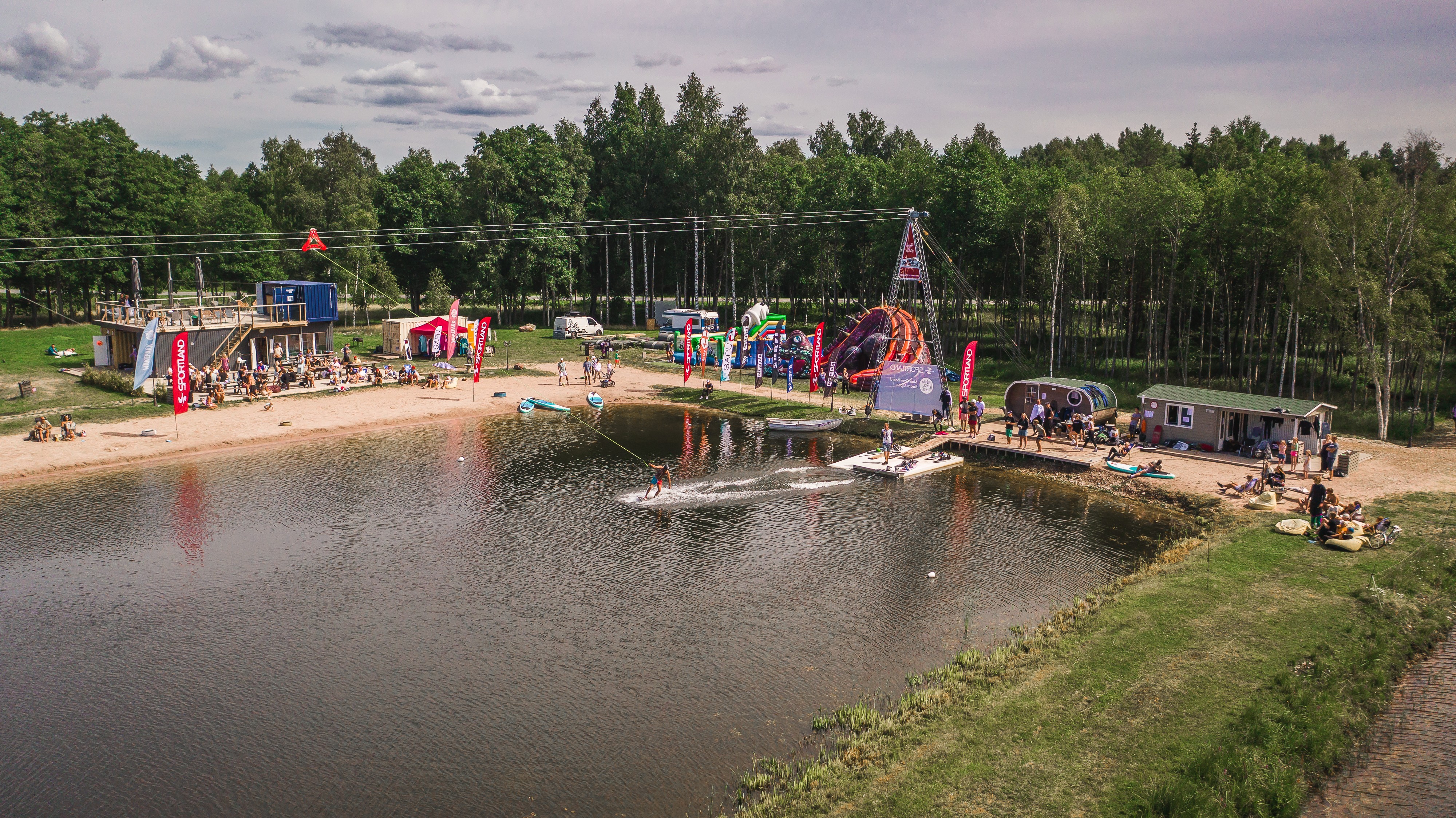 Pidula Wakepargi üldvaade droonilt