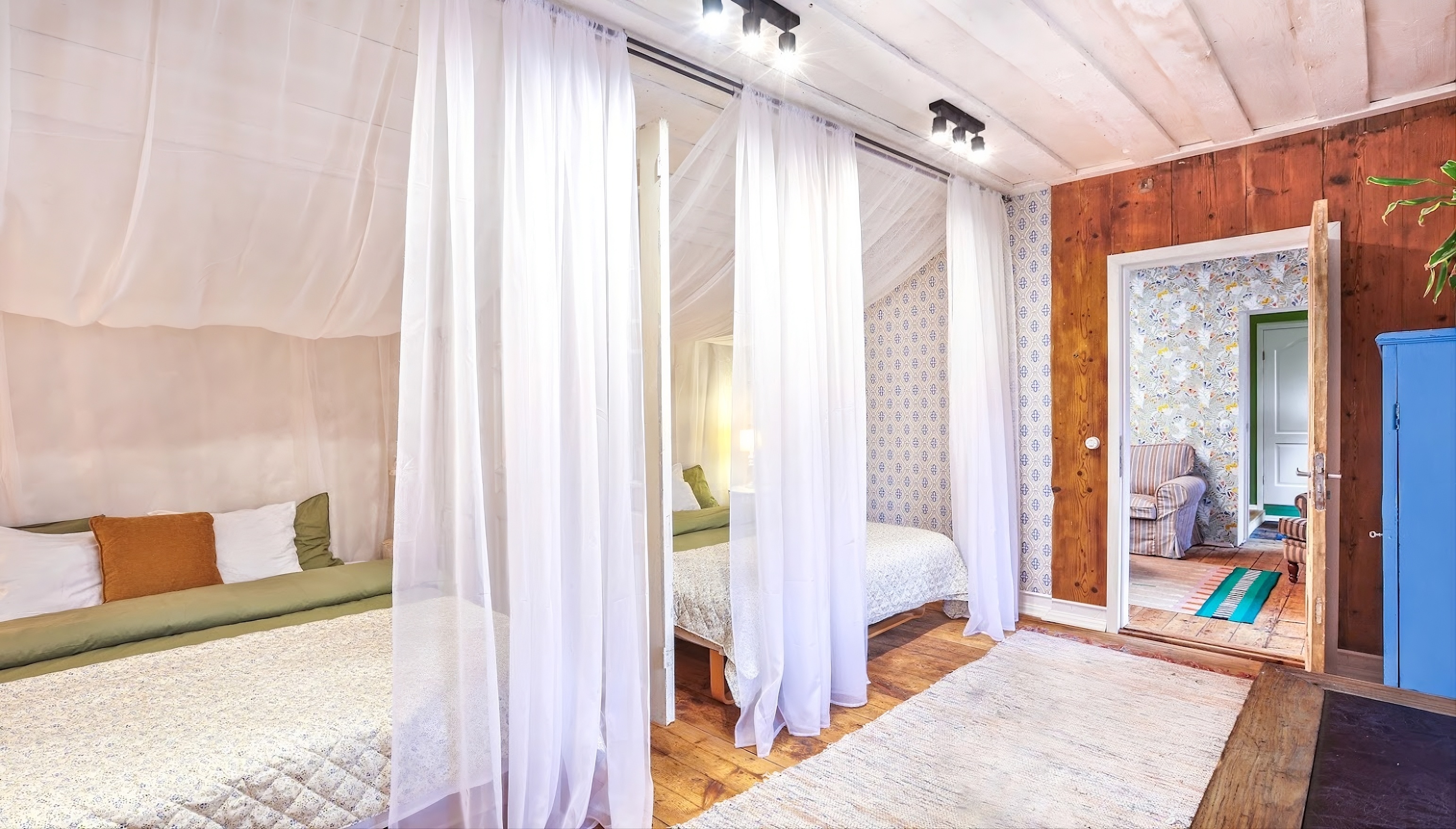 Alatskivi Moonakatemaja Lofti magamistuba