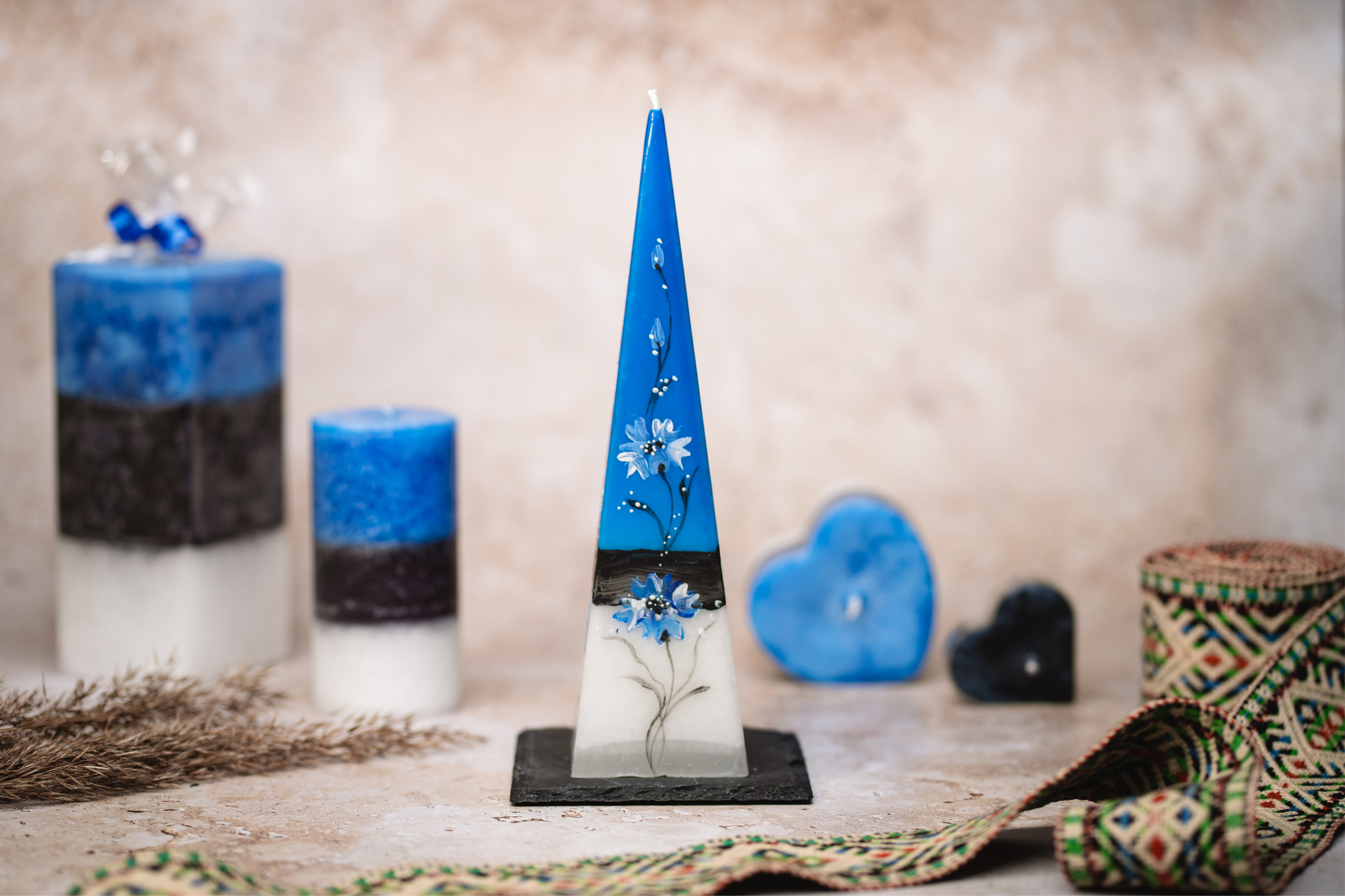 Võhma küünlavabriku käsitööküünlad Võhmas, Kihvt Galerii