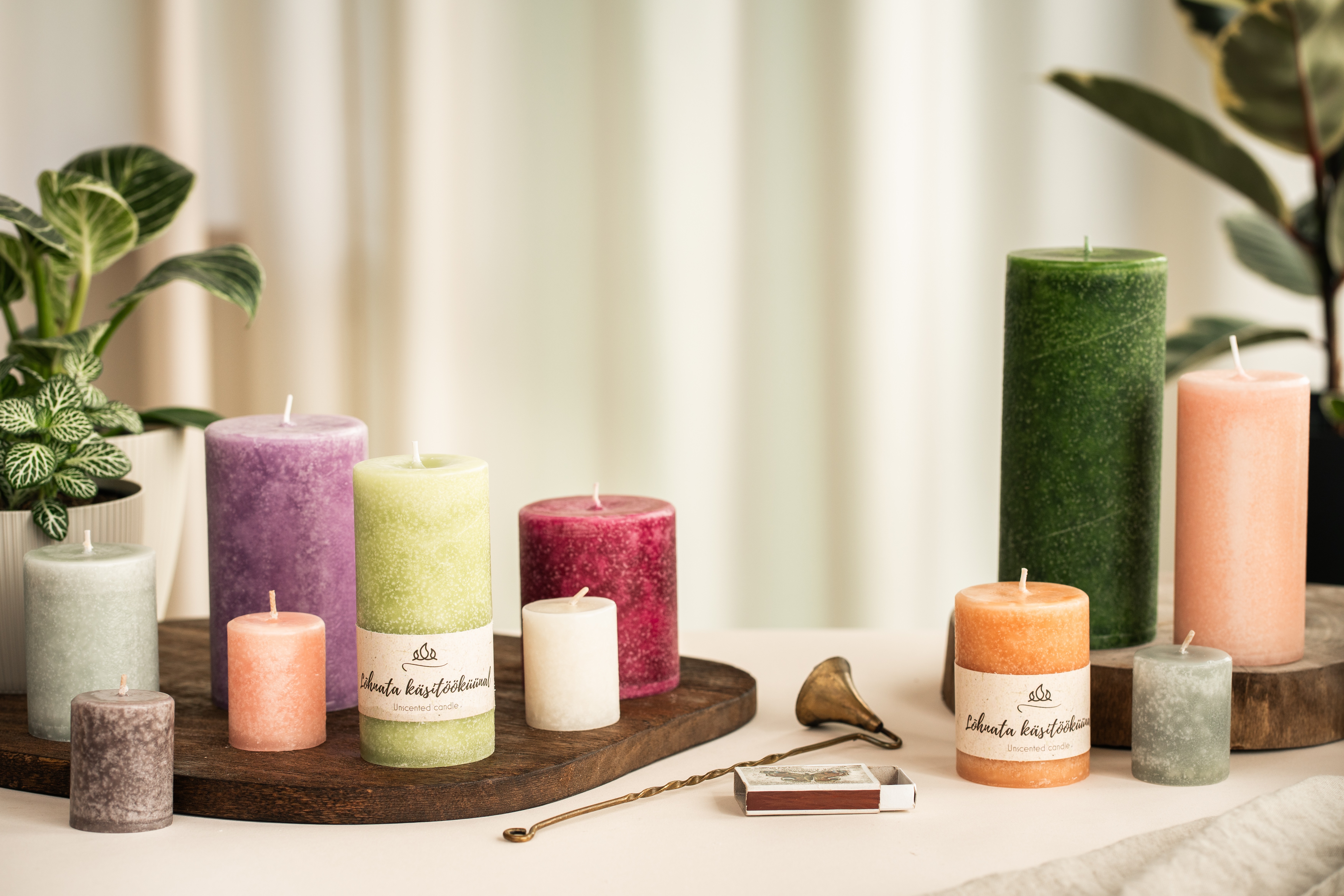 Võhma küünlavabriku käsitöö lauaküünlad Võhmas, Kihvt Galerii