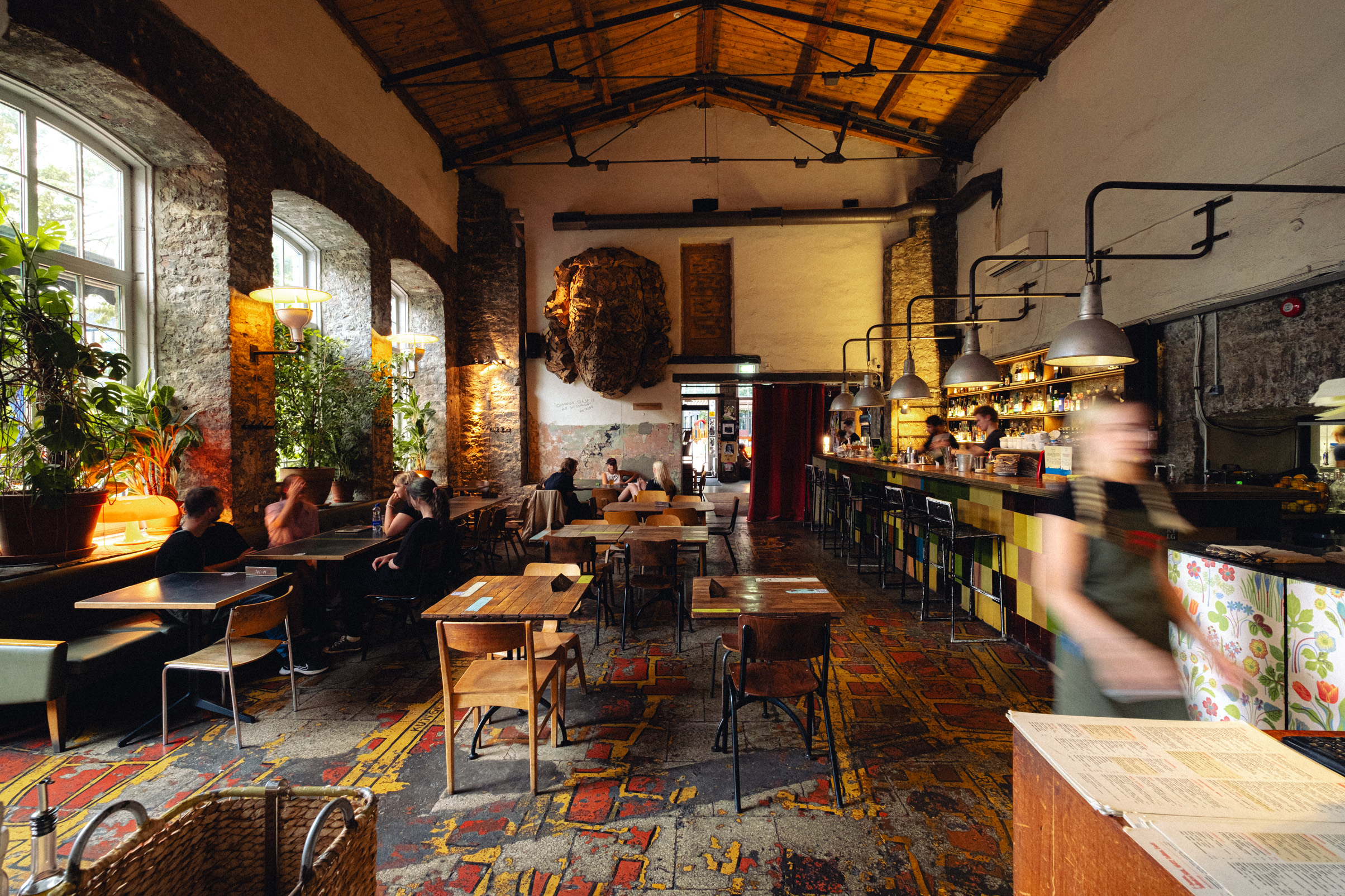 The popular restaurant F-hoone established in the imposing century-old industrial building is one of the phenomena of the Tallinn food scene. This fam