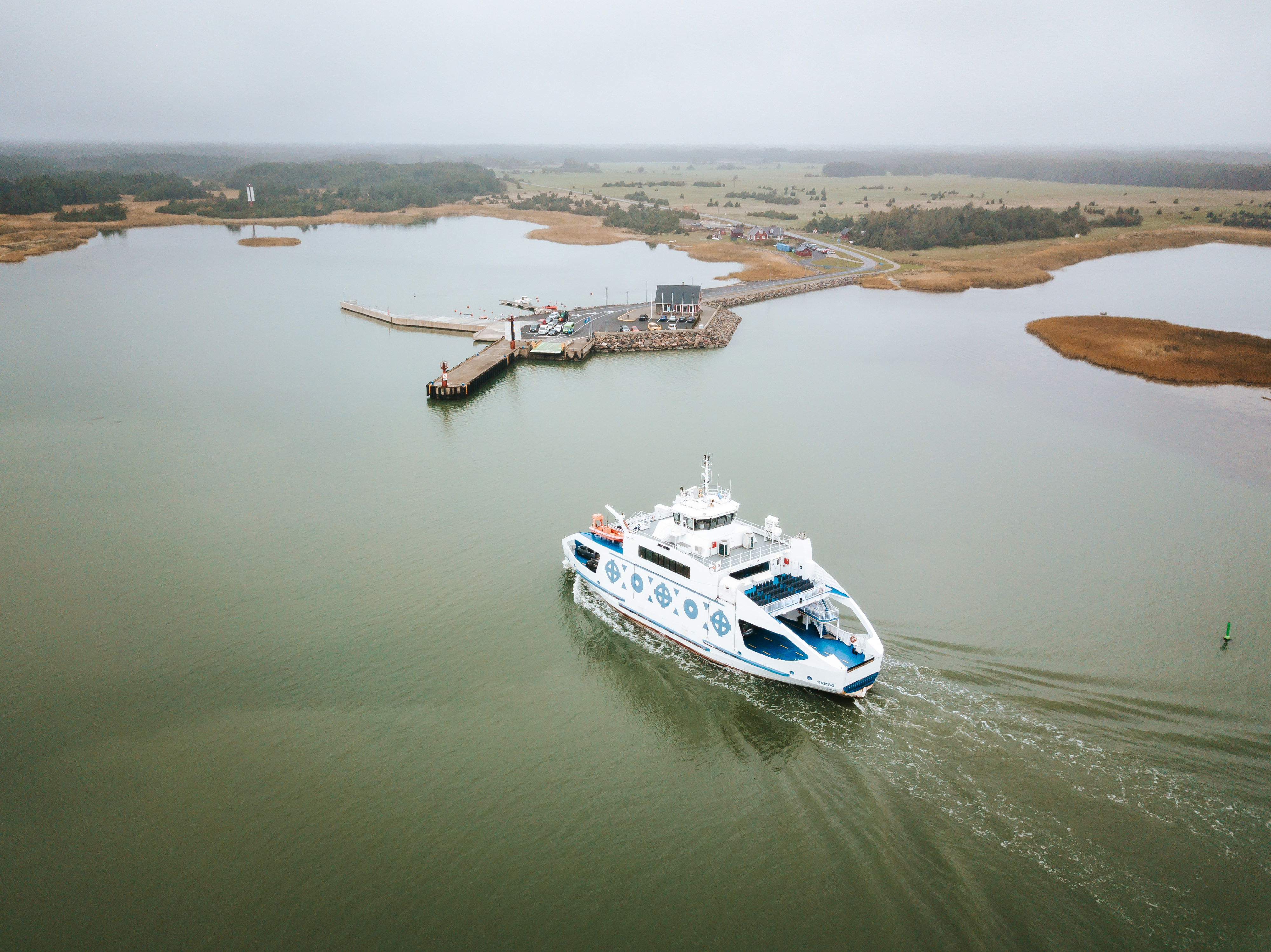 Praam Vormsi saarele