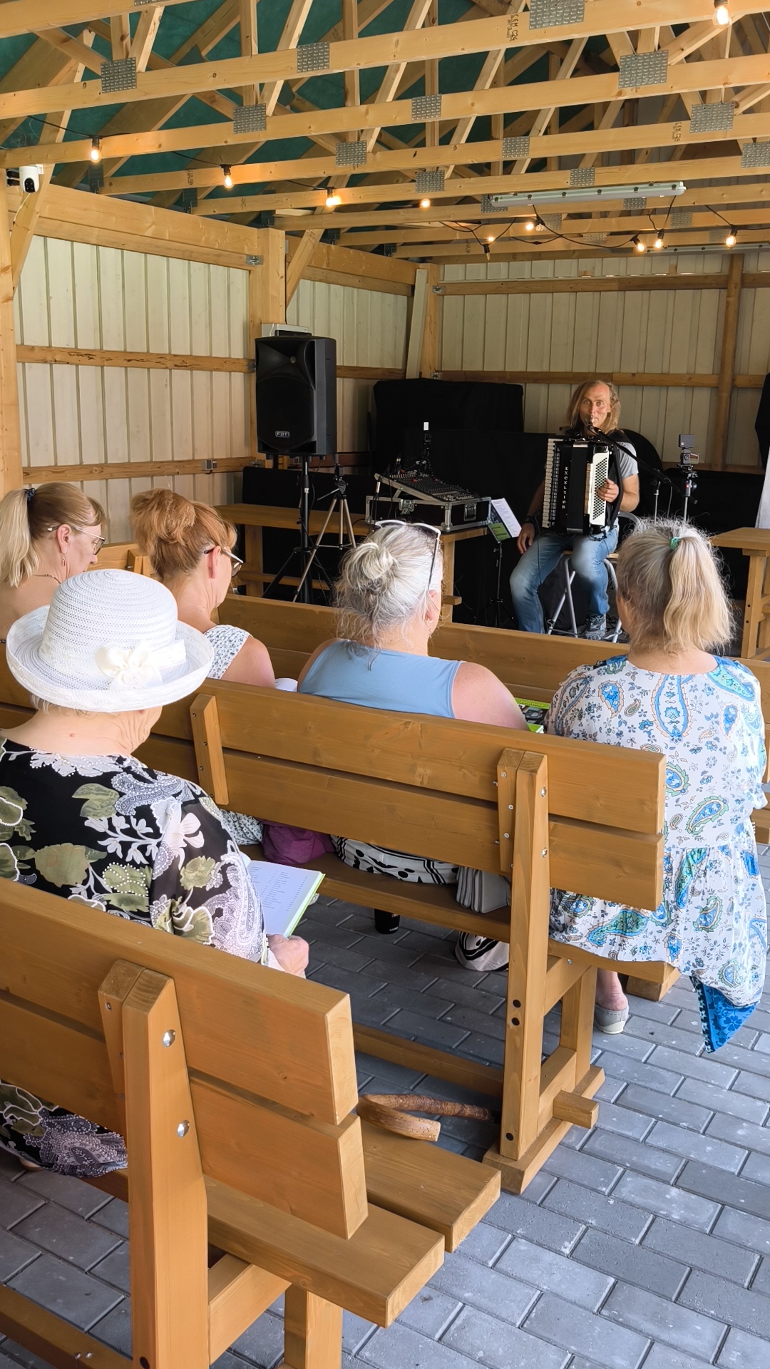Kalev Tilk kaasa laulmine Metsamõisal
