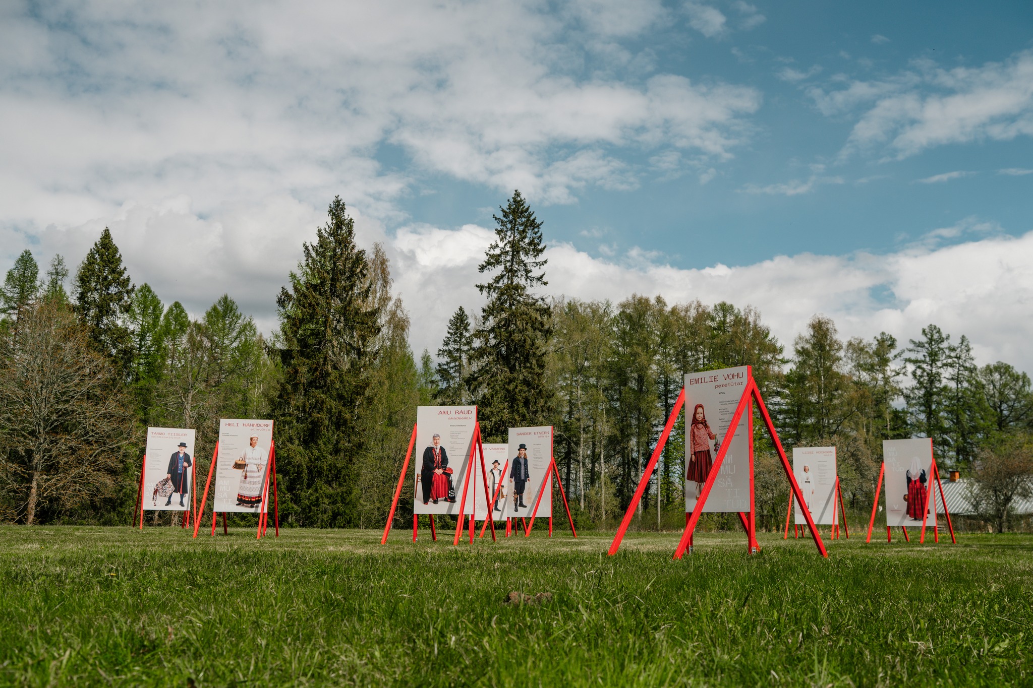 "Ammu Sätitud ERMi Heimtali muuseumi heinamaal