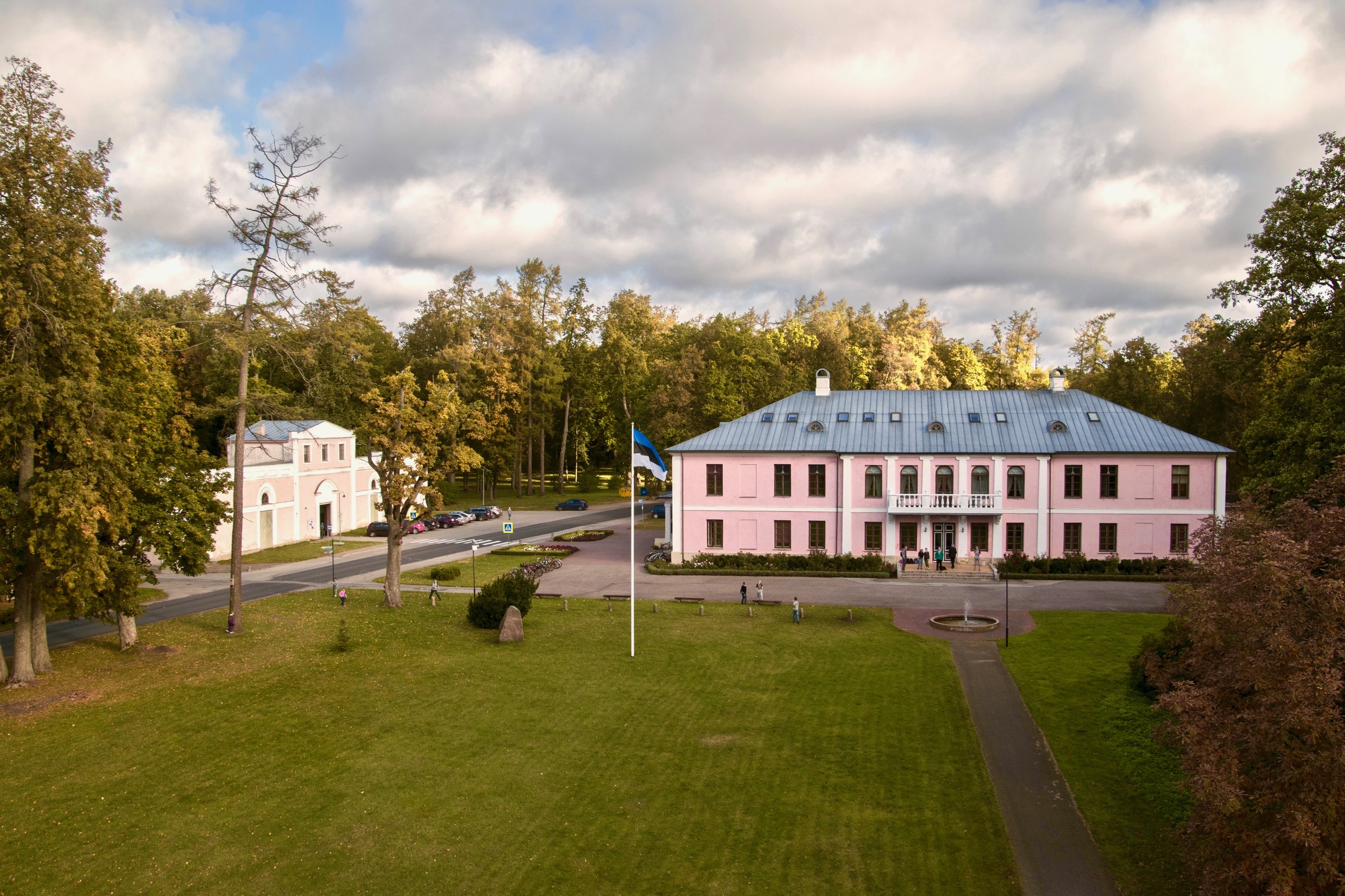 Tõstamaa Mõis
