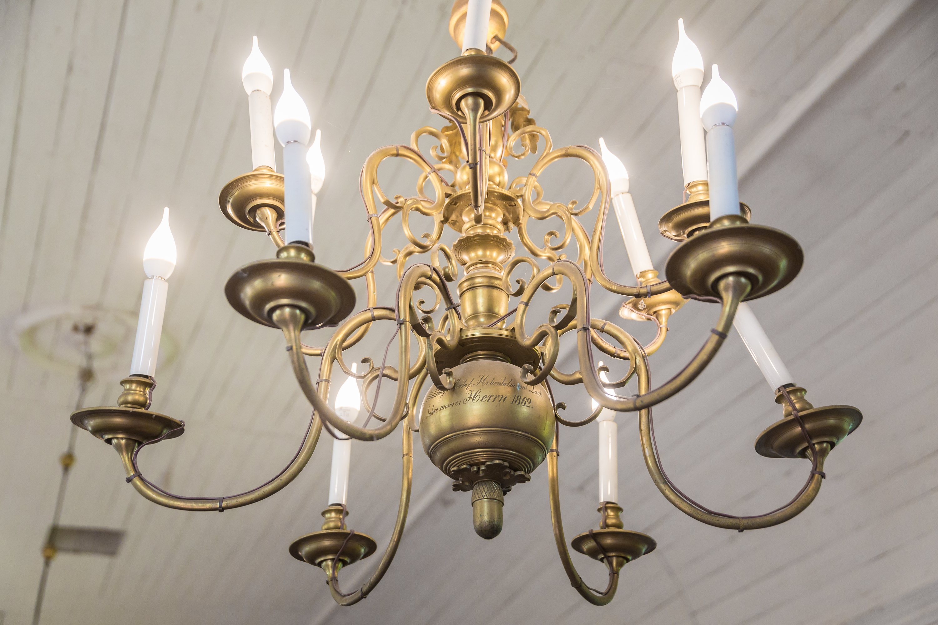 Lühter Reigi kirikus