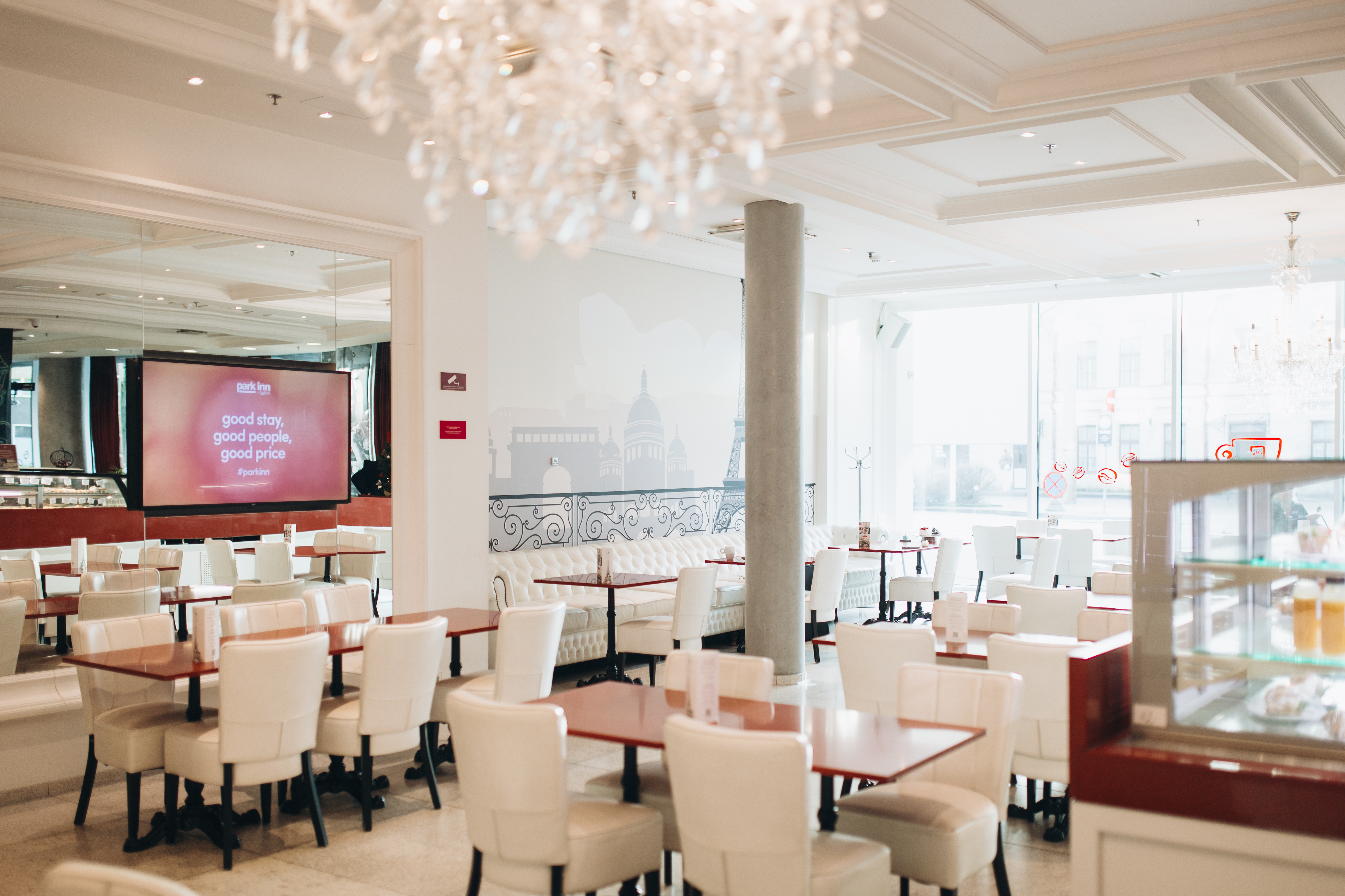 Cafe Mademoiselle