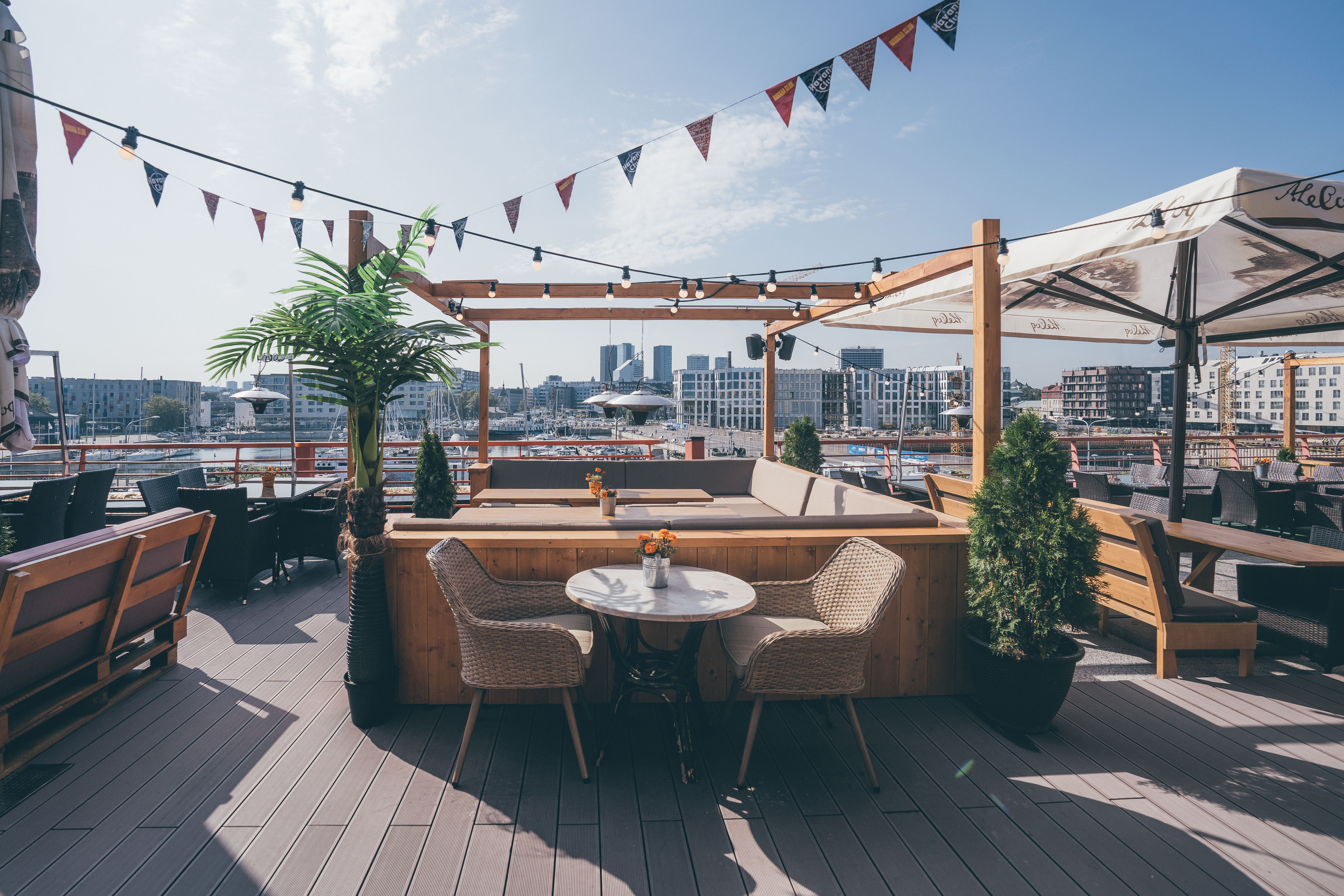 Suveterrass, rooftop bar, rooftop restoran, marina view, cityview