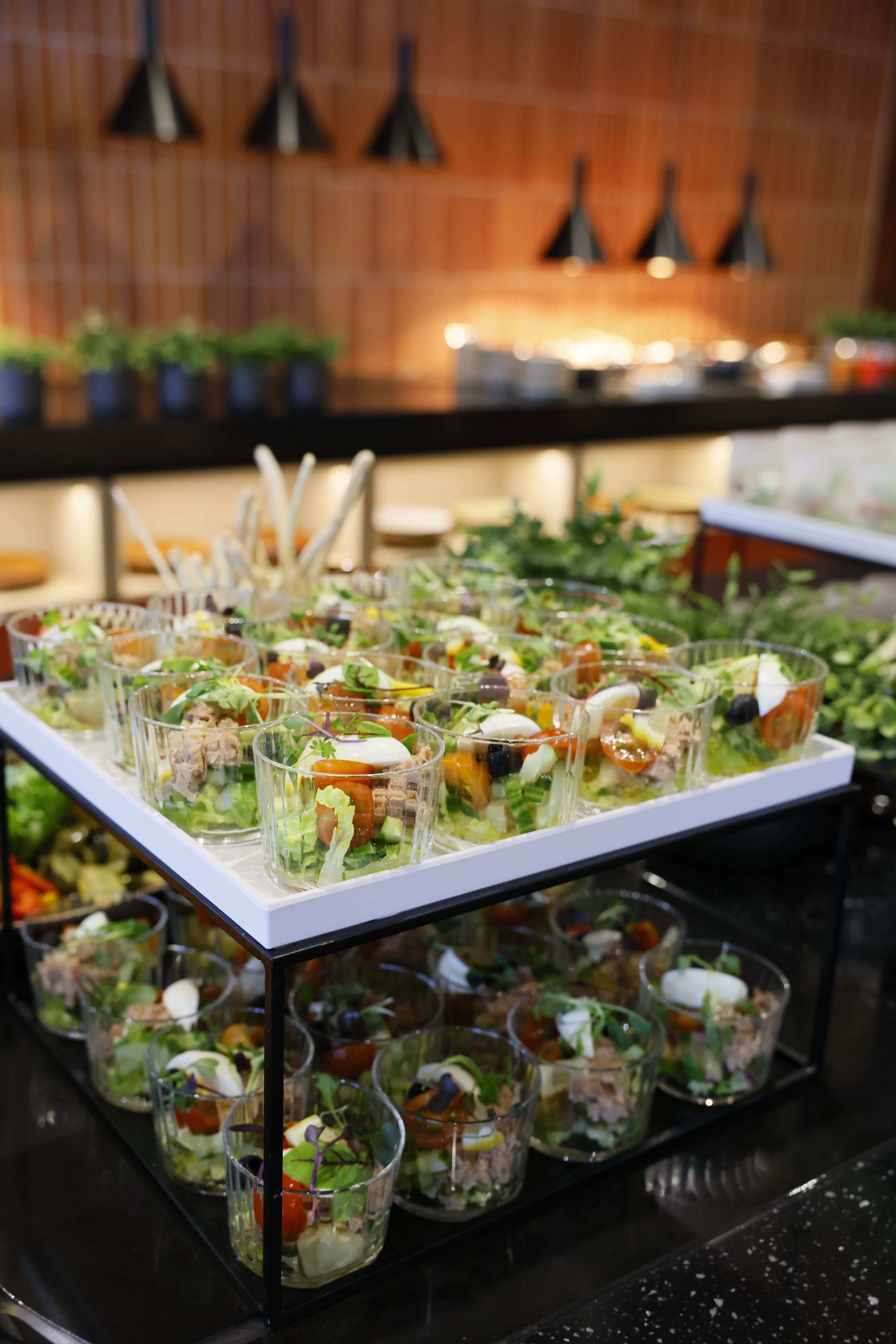 Tempo Resto eribuffet itaaliapäraste toitudega