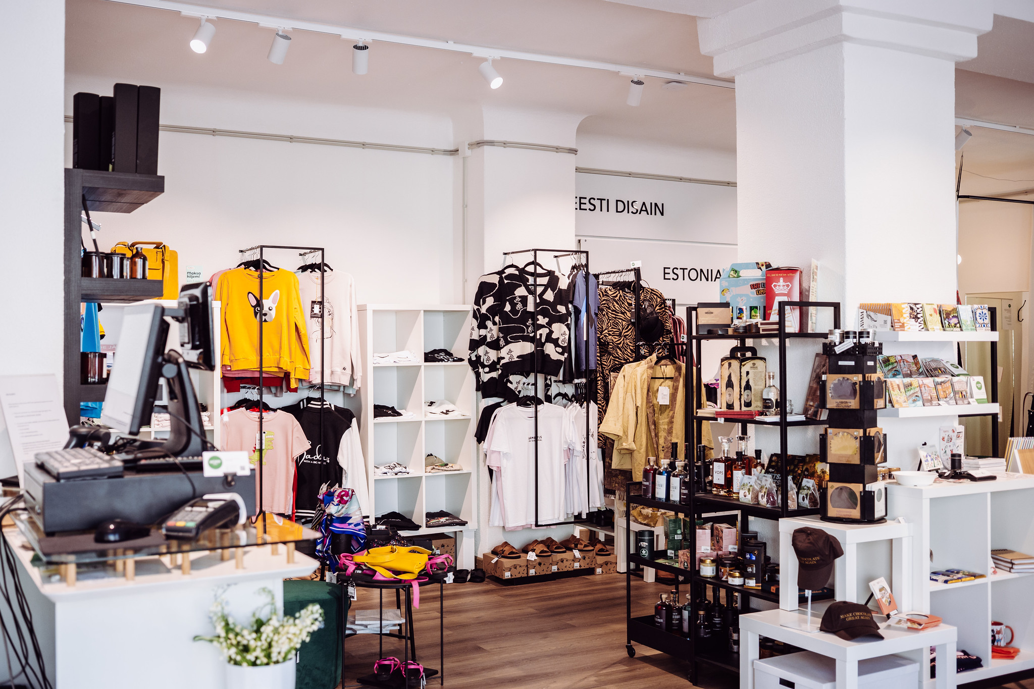 Tartu sümboolikaga suveniirid ja kingitused Hopp Disaini galeriis