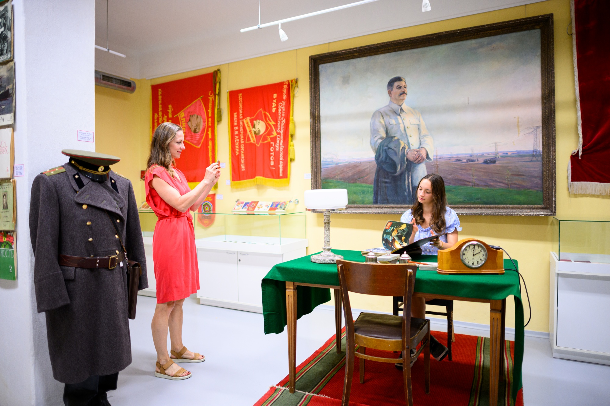 Sillamäe in der Sowjetzeit heißt eine Ausstellung der Dépendance des Museums Sillamäe im Kulturzentrum von Sillamäe. Die Ausstellung befindet sich in 