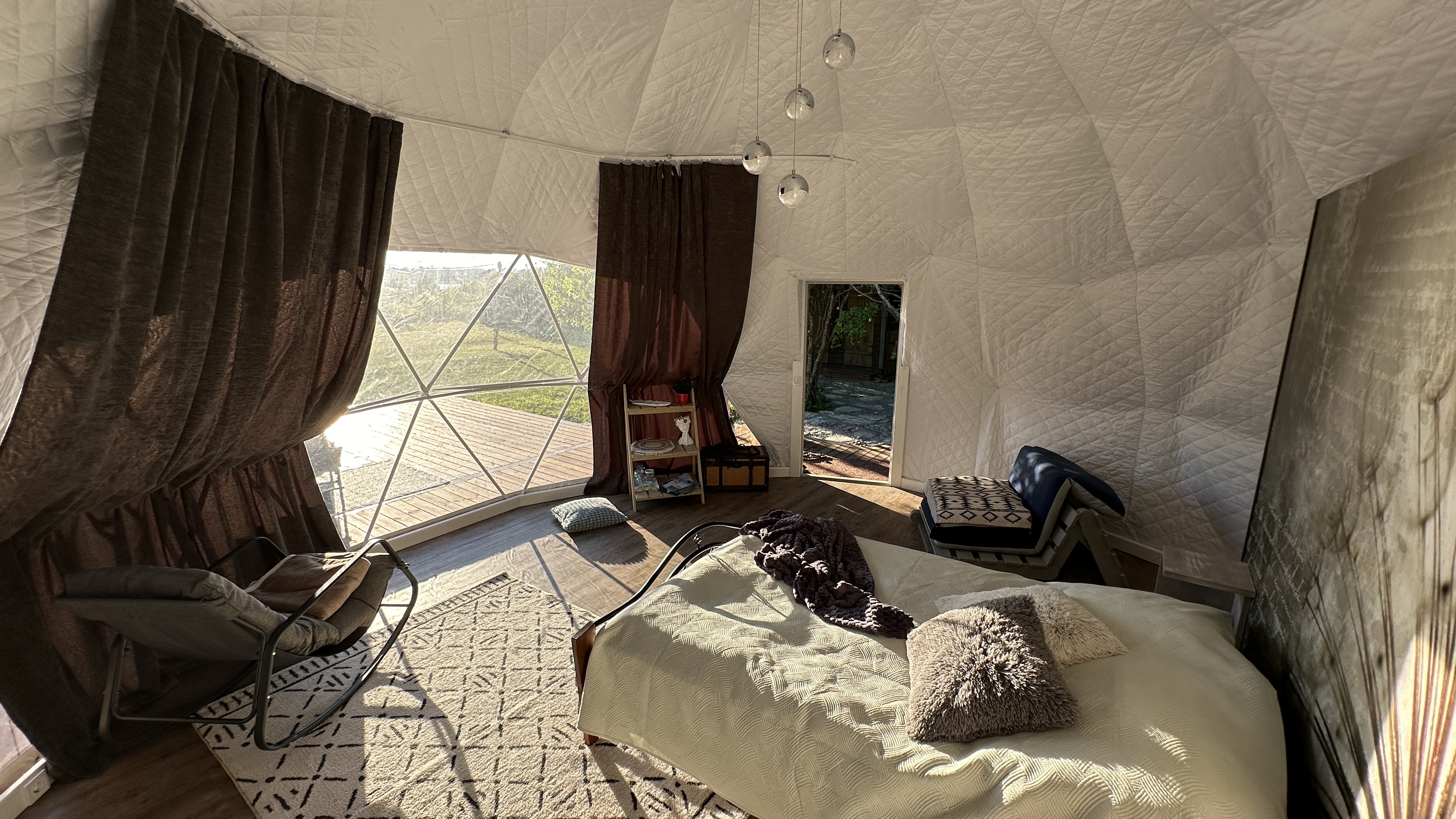 Saare Glamping Dome House