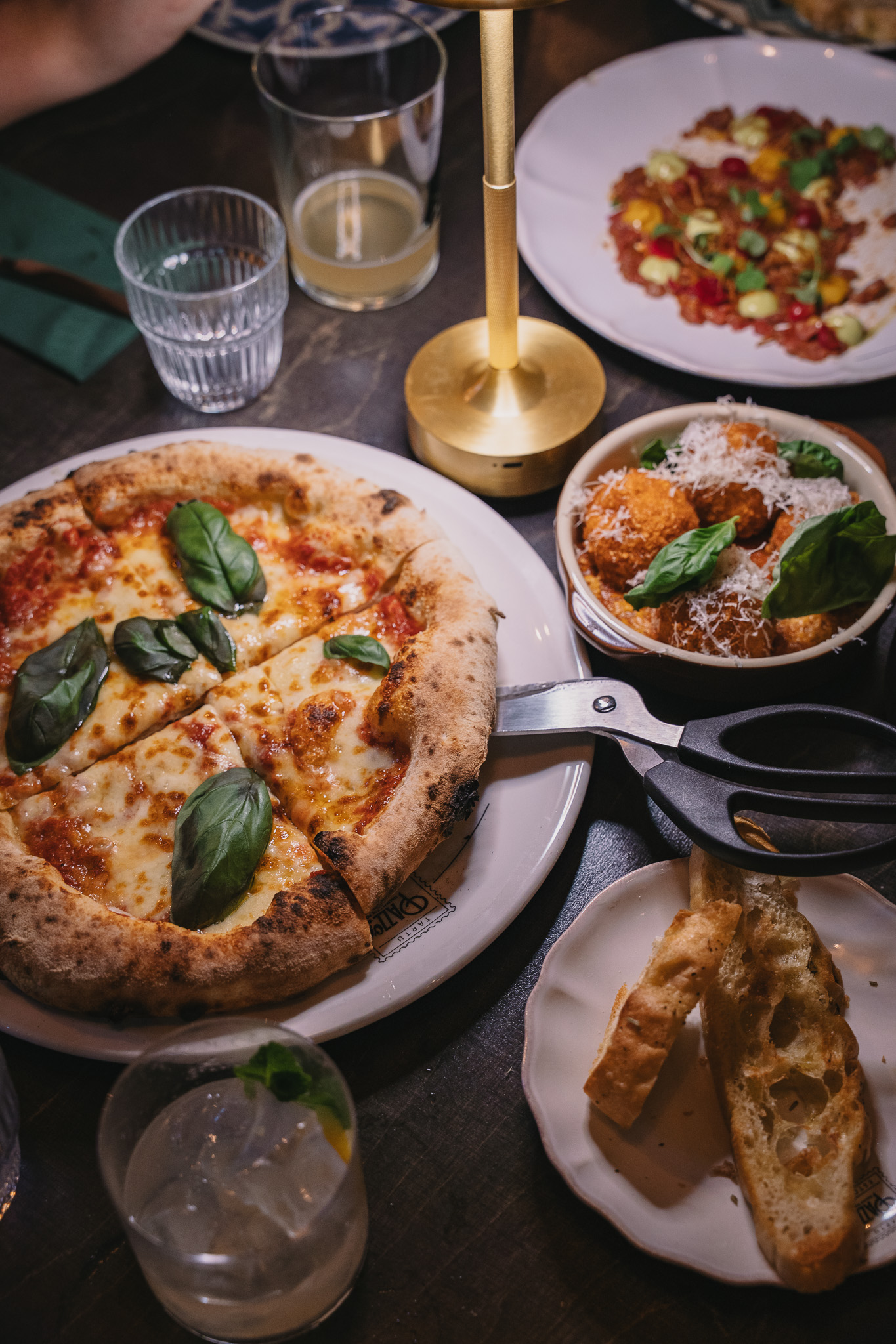 Napoli stiilis pitsad