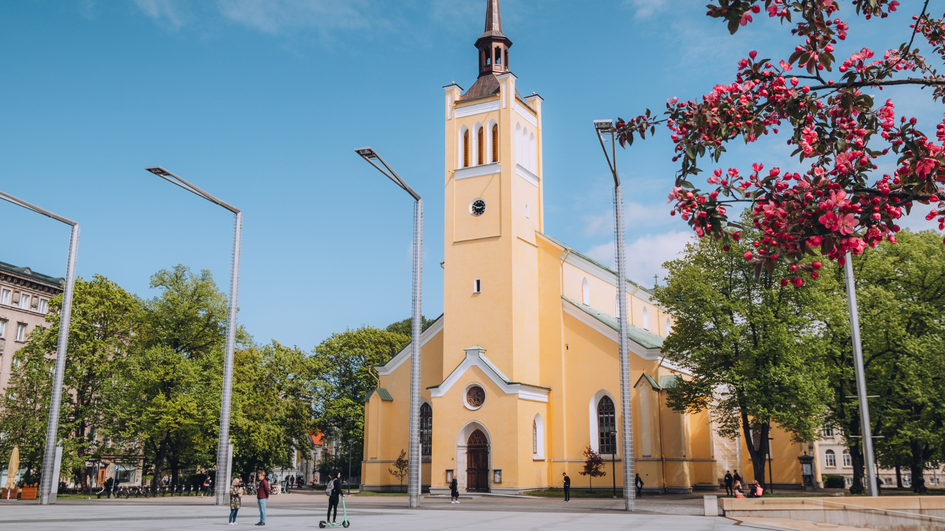Vaade vabaduse väljaku kirikule