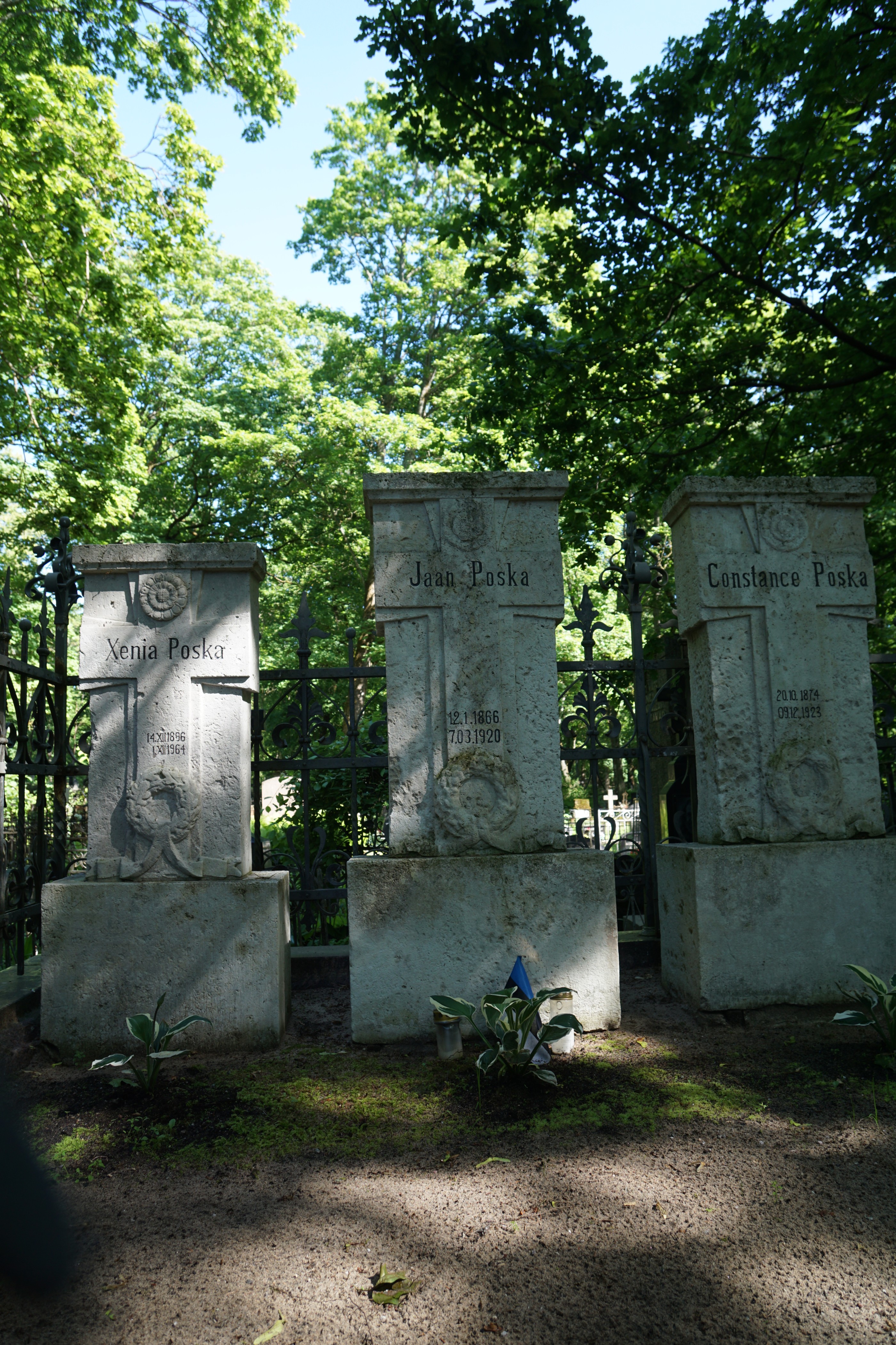 Jaan Poska hauamonument