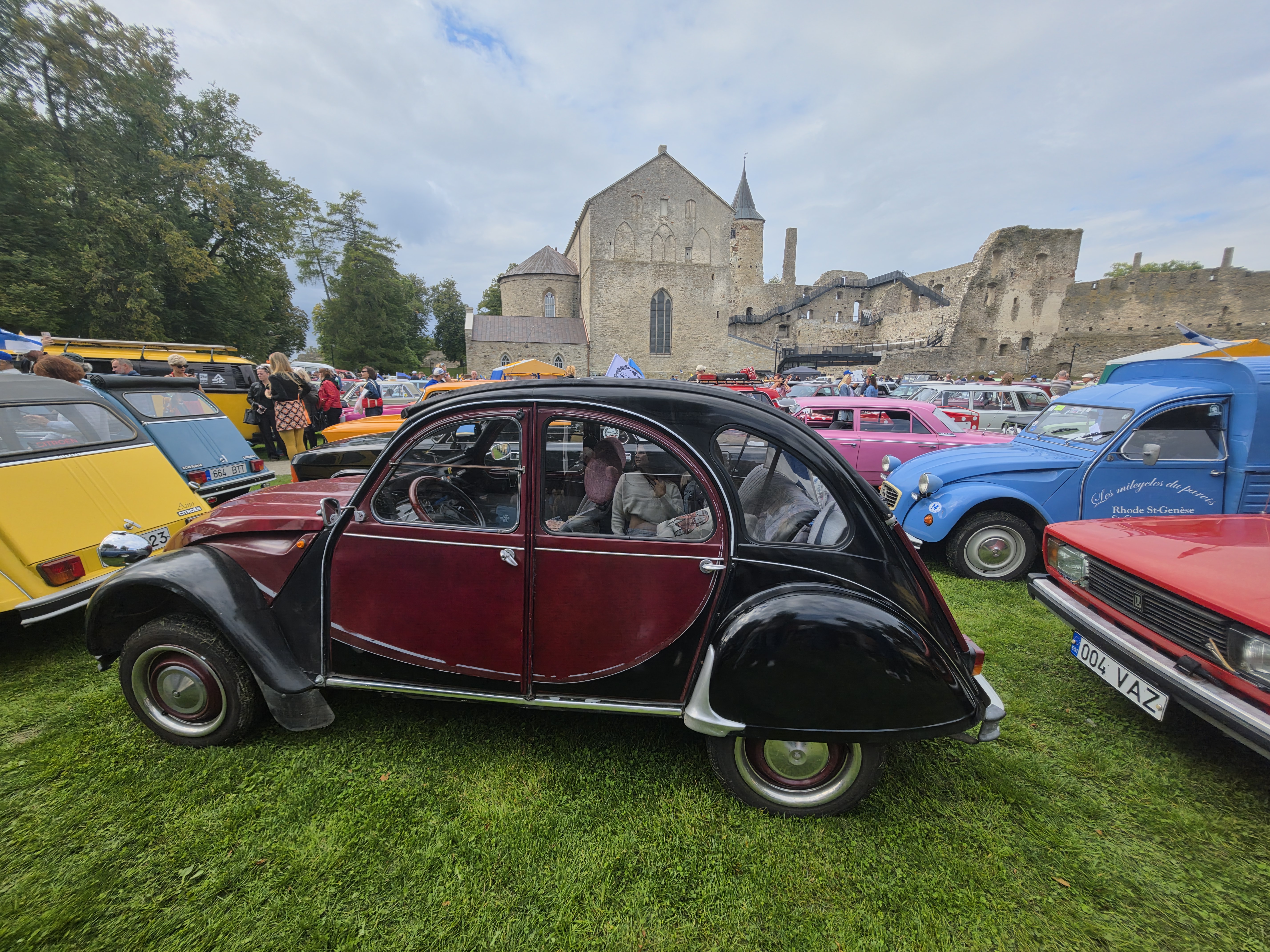 Nostalgiapäevadest välja kasvanud Vintage Weekend teeb kummarduse kõigele, mis on 20. sajandil olnud stiilne ja väärtustatud vana. Üritusele oodatakse