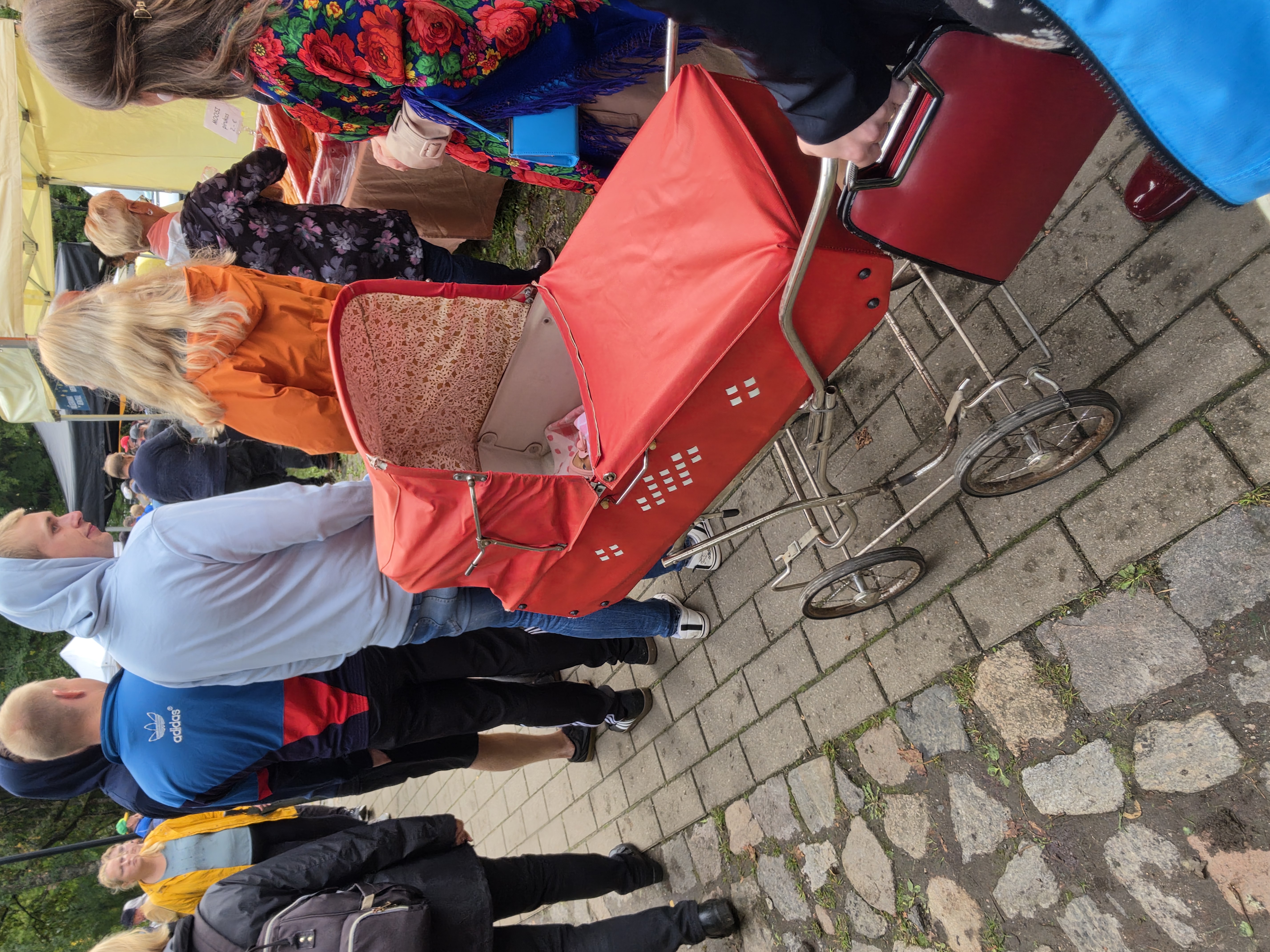 Ajastutruud aksessuaarid Haapsalu Vintage Weekendil