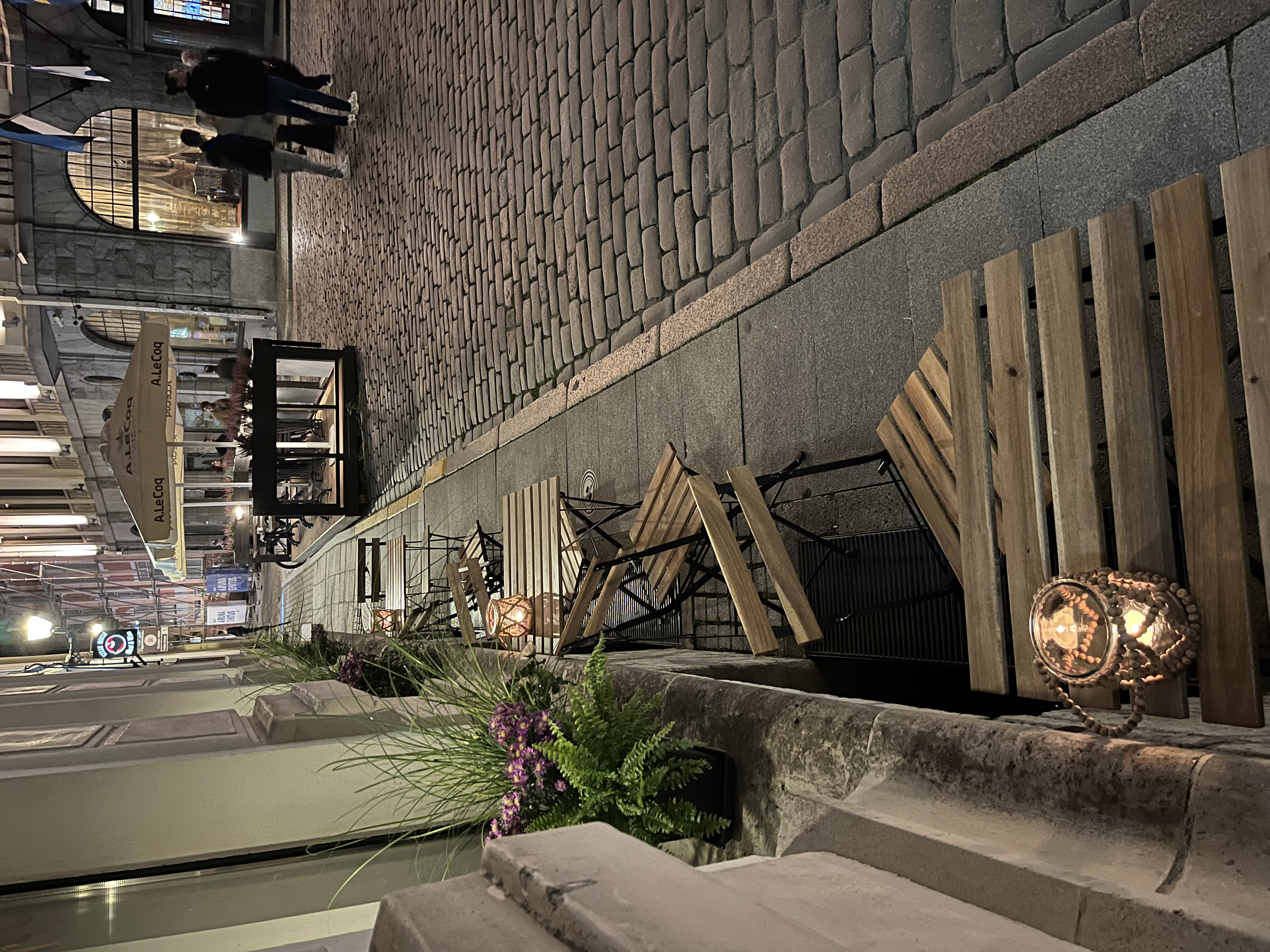 Kork restoran brasserie terrass vanalinnas