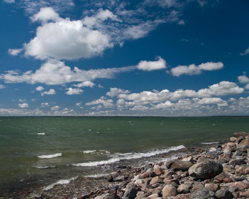 Mit dem Boot auf die Holme von Hiiumaa