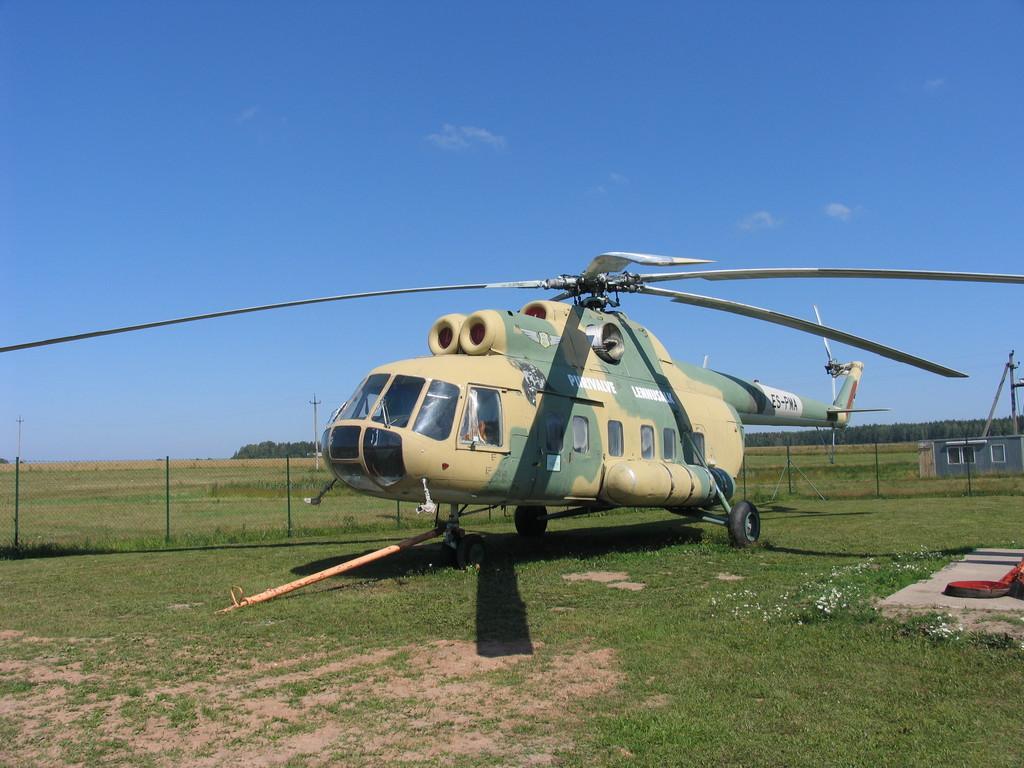 Helikopter MI-8